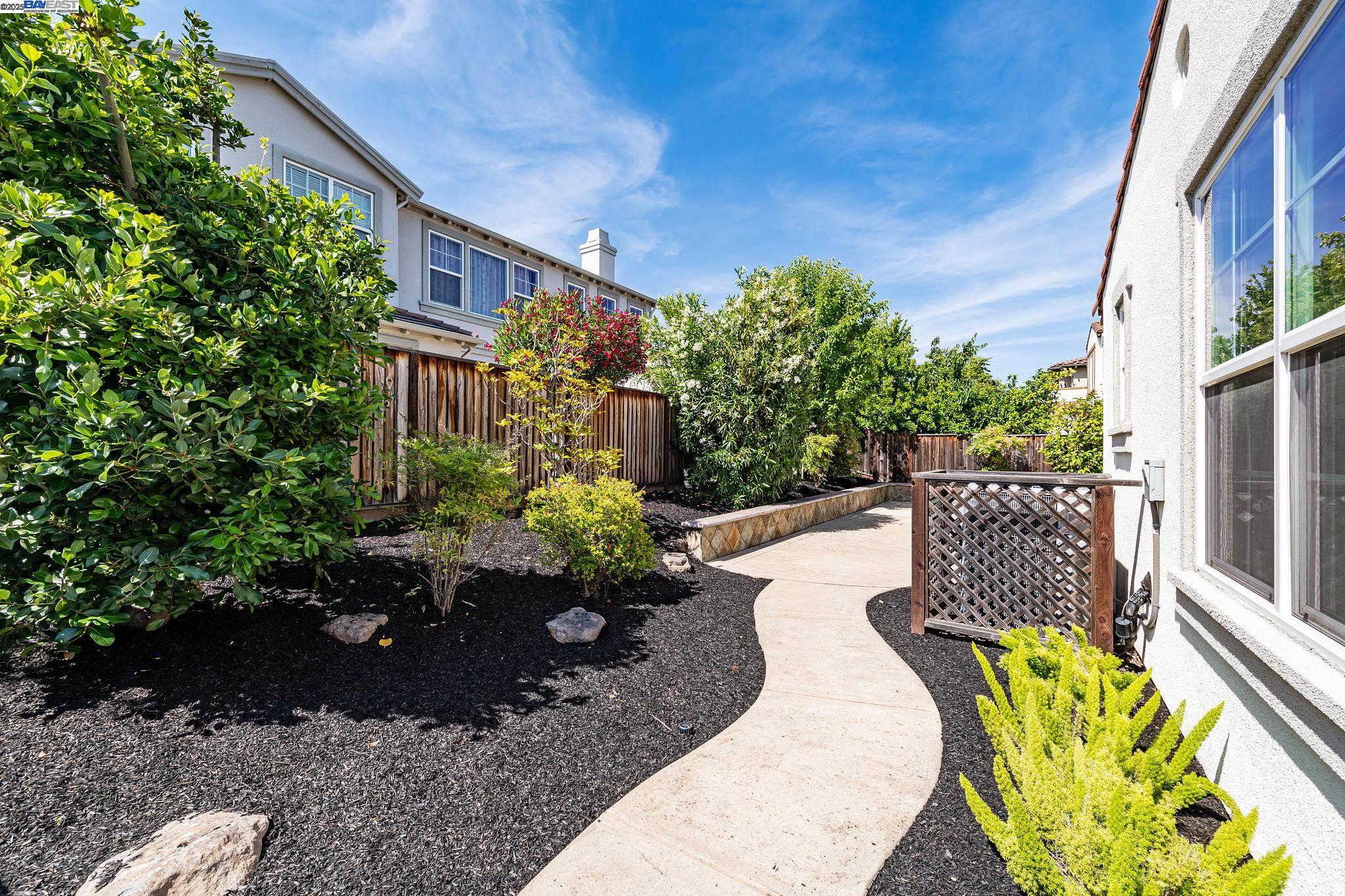 2131 Chamomile Ct, San Ramon, California 94582, 5 Bedrooms Bedrooms, 14 Rooms Rooms,4 BathroomsBathrooms,Residential Lease,For Rent,2131 Chamomile Ct,41106835