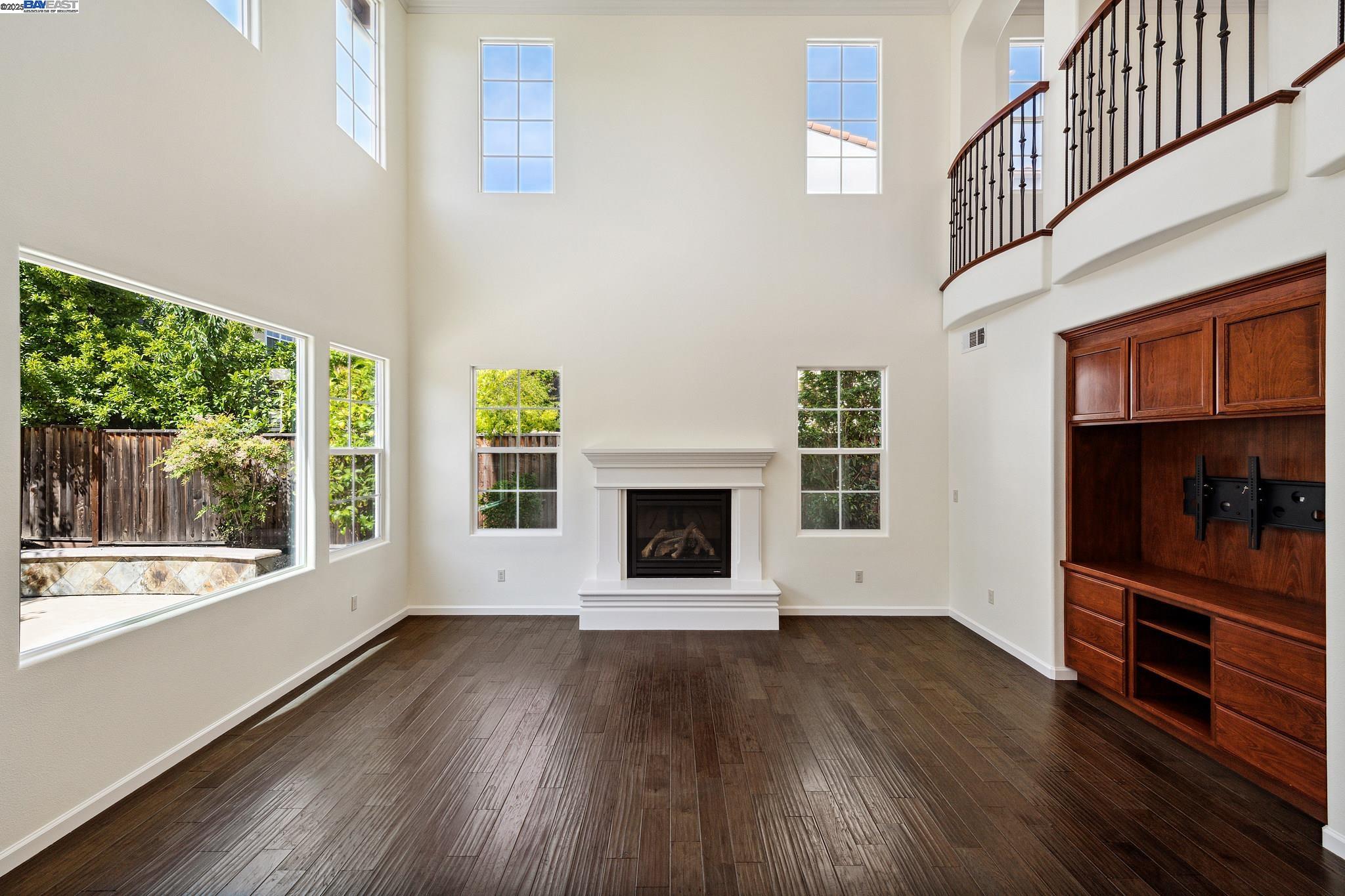 2131 Chamomile Ct, San Ramon, California 94582, 5 Bedrooms Bedrooms, 14 Rooms Rooms,4 BathroomsBathrooms,Residential Lease,For Rent,2131 Chamomile Ct,41106835