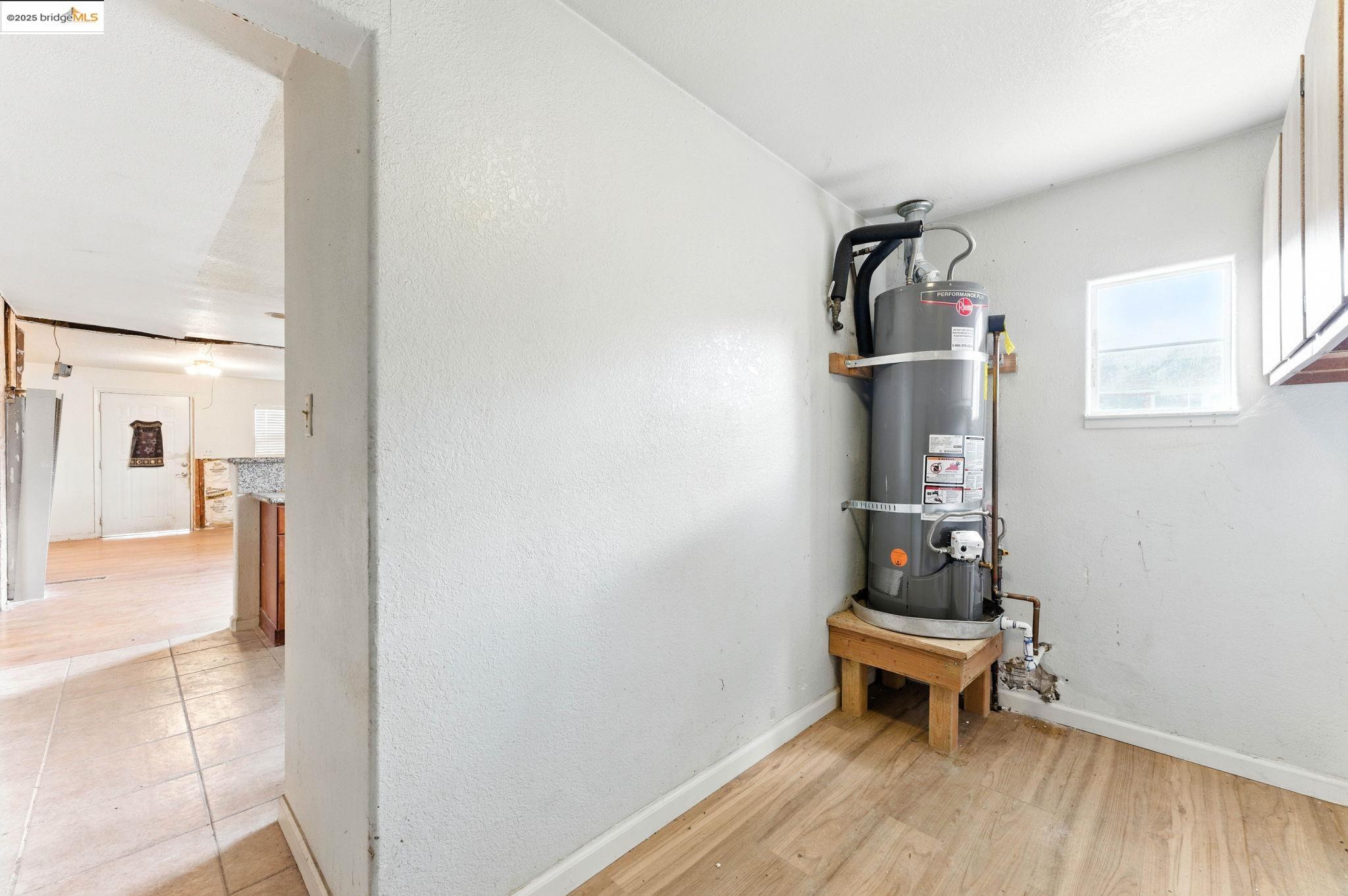 159 Poinsettia Ave, Bay Point, California 94565, 3 Bedrooms Bedrooms, 8 Rooms Rooms,2 BathroomsBathrooms,Residential,For Sale,159 Poinsettia Ave,41106836