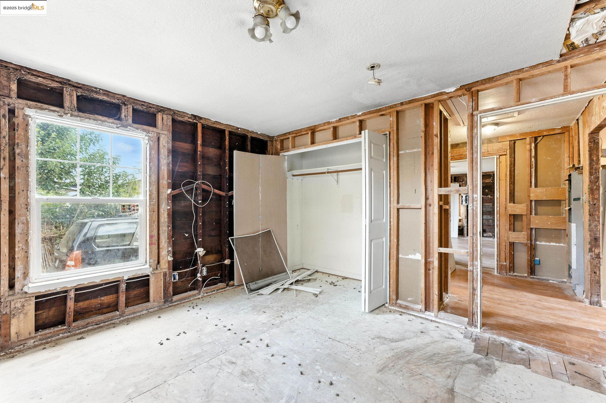159 Poinsettia Ave, Bay Point, California 94565, 3 Bedrooms Bedrooms, 8 Rooms Rooms,2 BathroomsBathrooms,Residential,For Sale,159 Poinsettia Ave,41106836