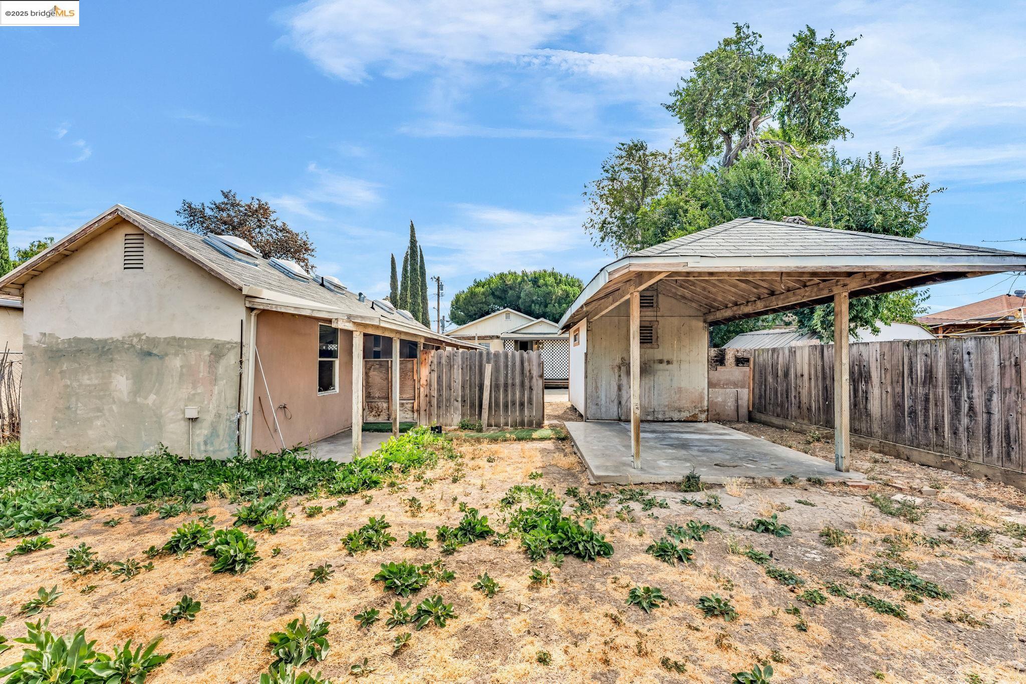 159 Poinsettia Ave, Bay Point, California 94565, 3 Bedrooms Bedrooms, 8 Rooms Rooms,2 BathroomsBathrooms,Residential,For Sale,159 Poinsettia Ave,41106836