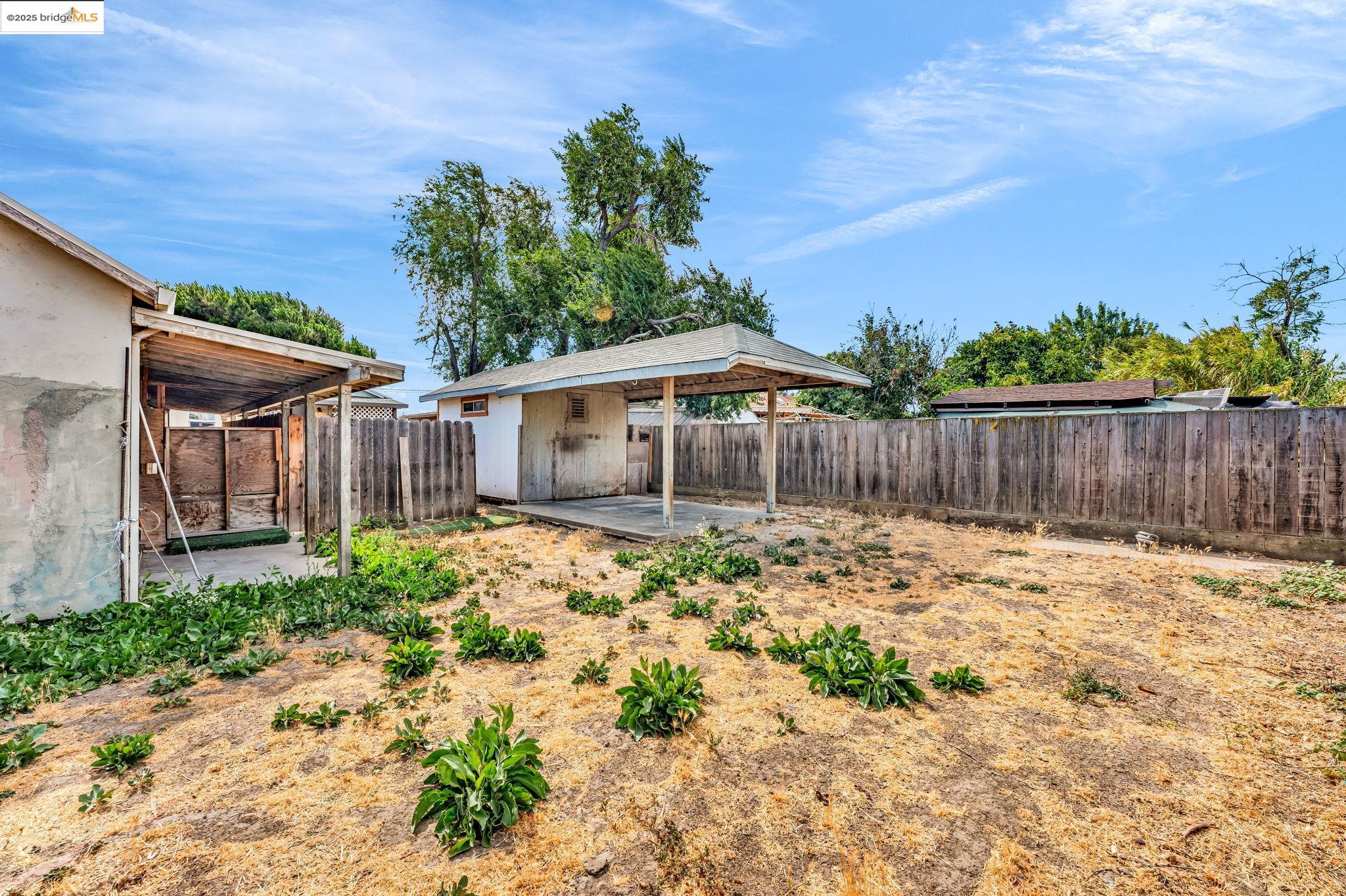 159 Poinsettia Ave, Bay Point, California 94565, 3 Bedrooms Bedrooms, 8 Rooms Rooms,2 BathroomsBathrooms,Residential,For Sale,159 Poinsettia Ave,41106836