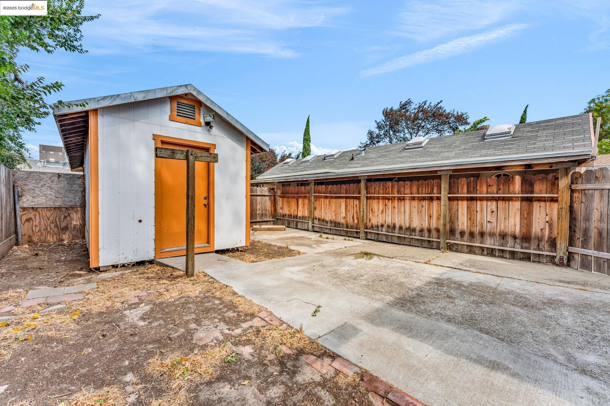 159 Poinsettia Ave, Bay Point, California 94565, 3 Bedrooms Bedrooms, 8 Rooms Rooms,2 BathroomsBathrooms,Residential,For Sale,159 Poinsettia Ave,41106836