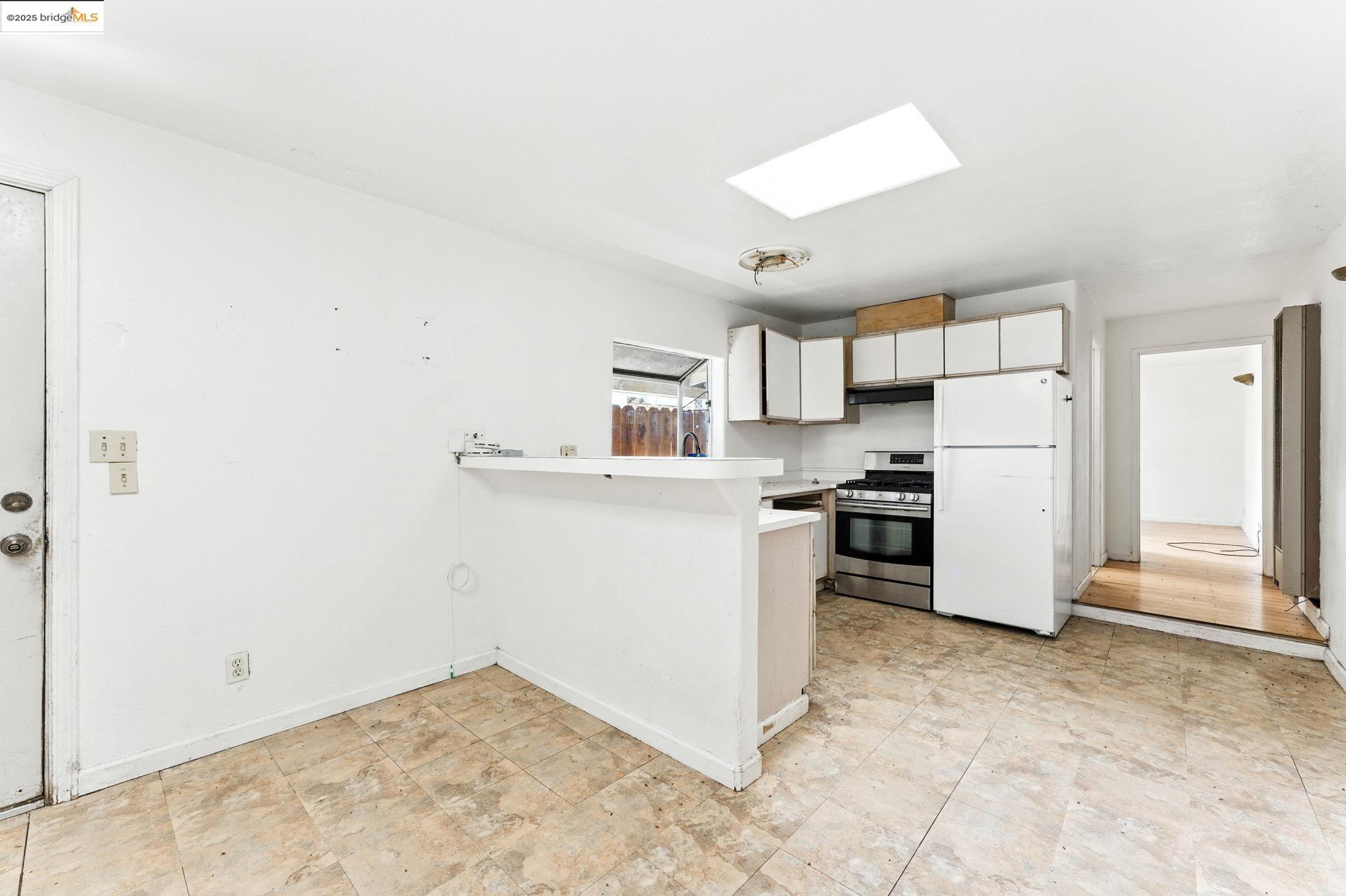 159 Poinsettia Ave, Bay Point, California 94565, 3 Bedrooms Bedrooms, 8 Rooms Rooms,2 BathroomsBathrooms,Residential,For Sale,159 Poinsettia Ave,41106836
