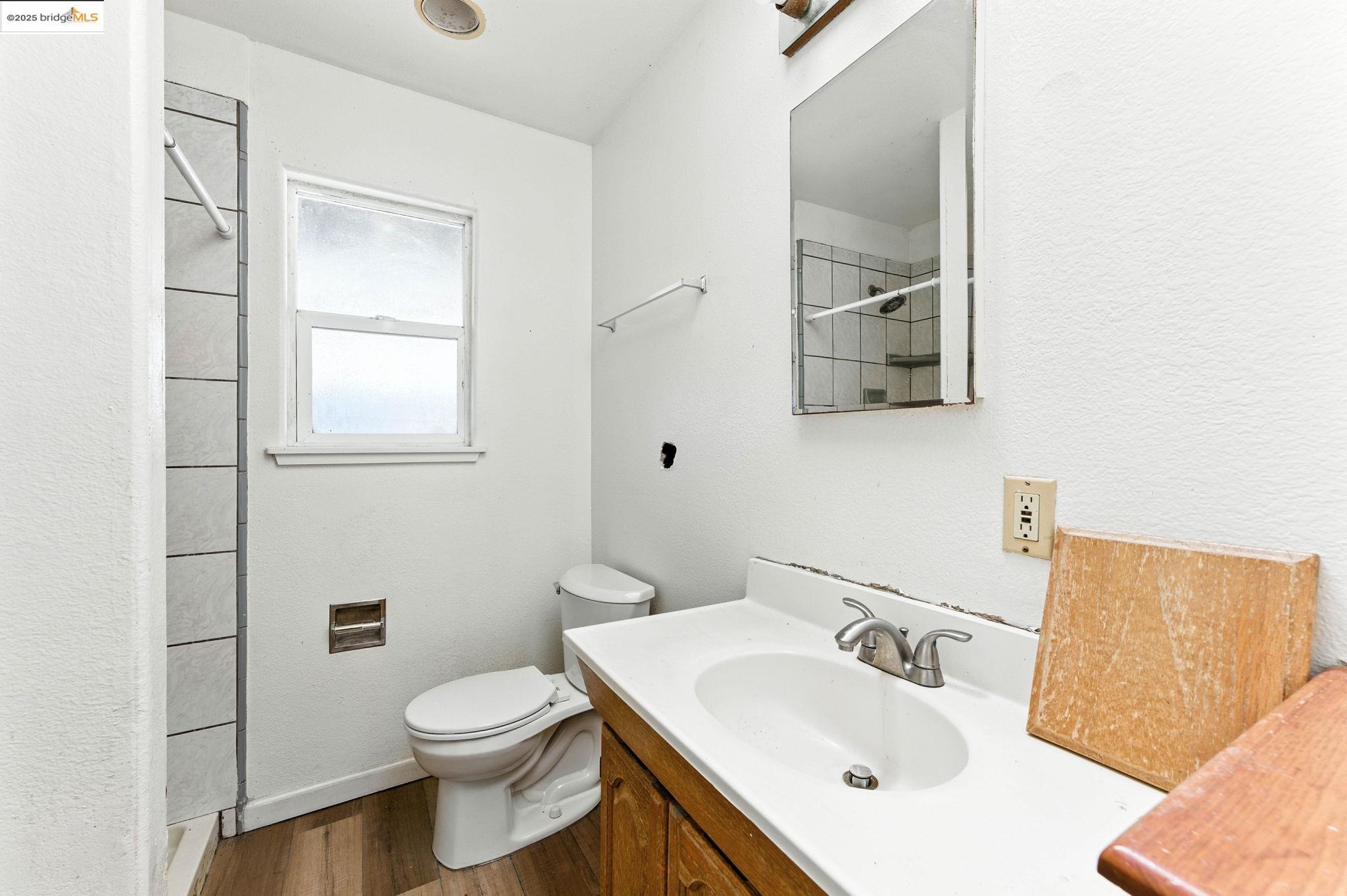 159 Poinsettia Ave, Bay Point, California 94565, 3 Bedrooms Bedrooms, 8 Rooms Rooms,2 BathroomsBathrooms,Residential,For Sale,159 Poinsettia Ave,41106836