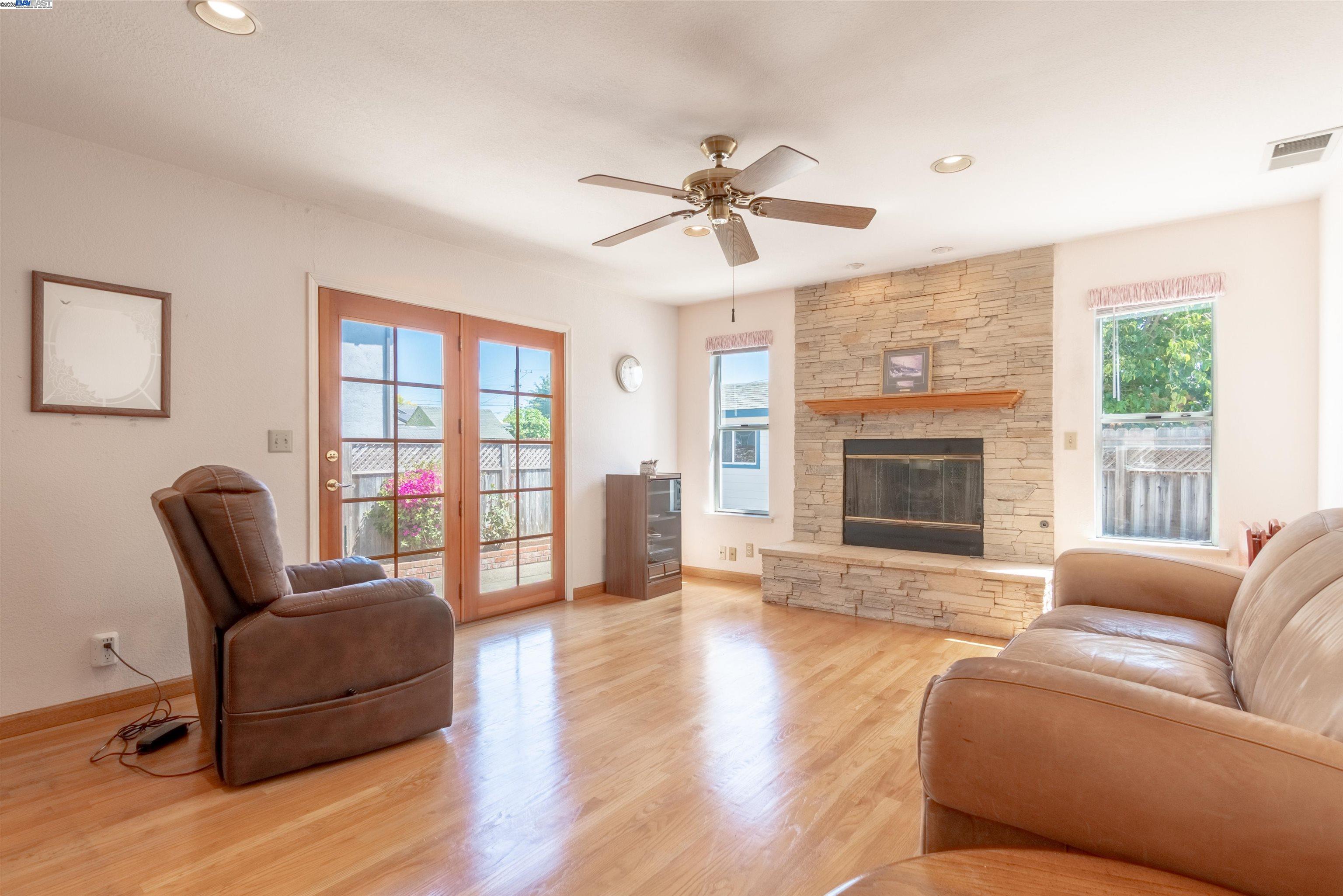 15308 Edgemoor St, San Leandro, California 94579, 3 Bedrooms Bedrooms, 7 Rooms Rooms,2 BathroomsBathrooms,Residential,For Sale,15308 Edgemoor St,41106837