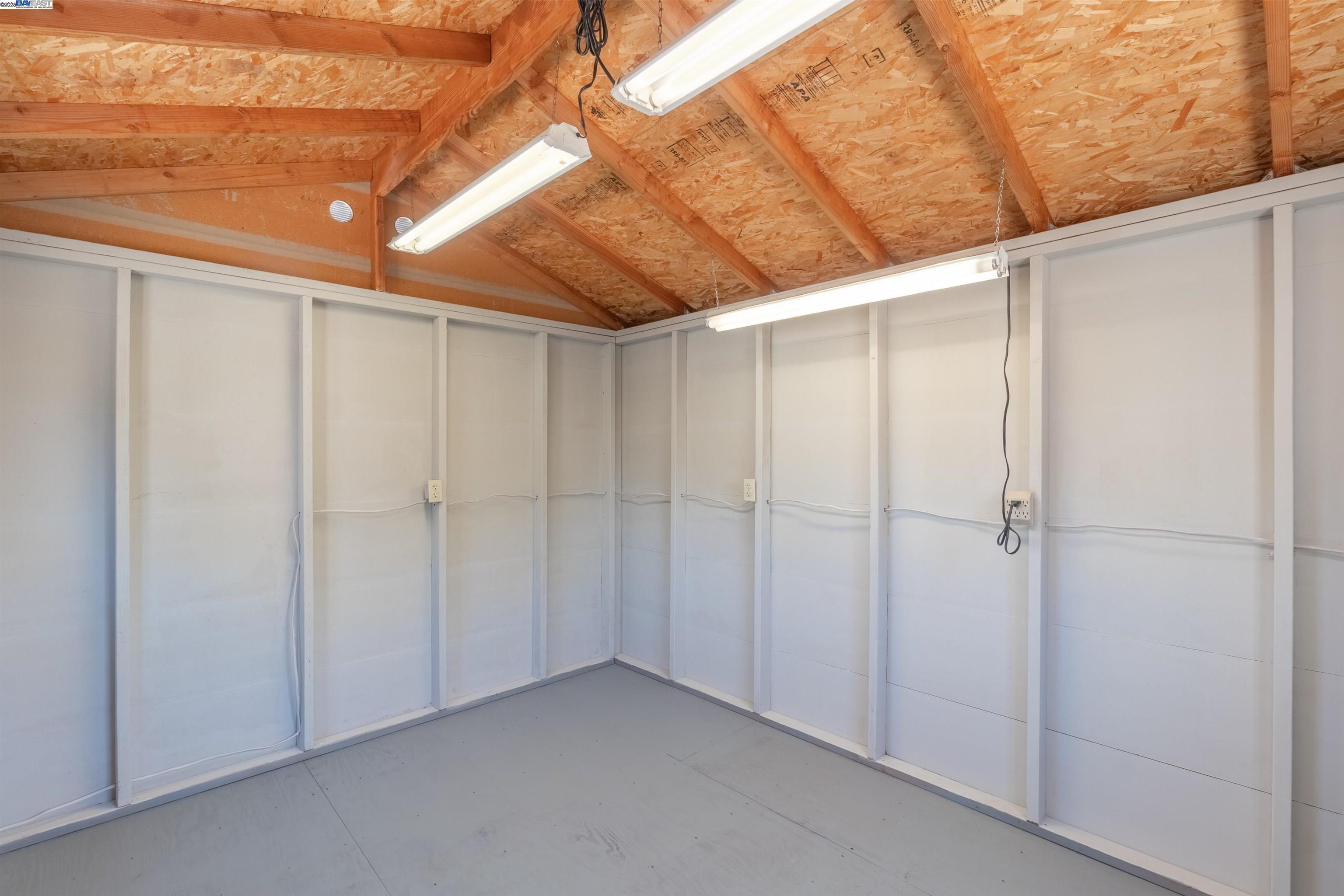 15308 Edgemoor St, San Leandro, California 94579, 3 Bedrooms Bedrooms, 7 Rooms Rooms,2 BathroomsBathrooms,Residential,For Sale,15308 Edgemoor St,41106837