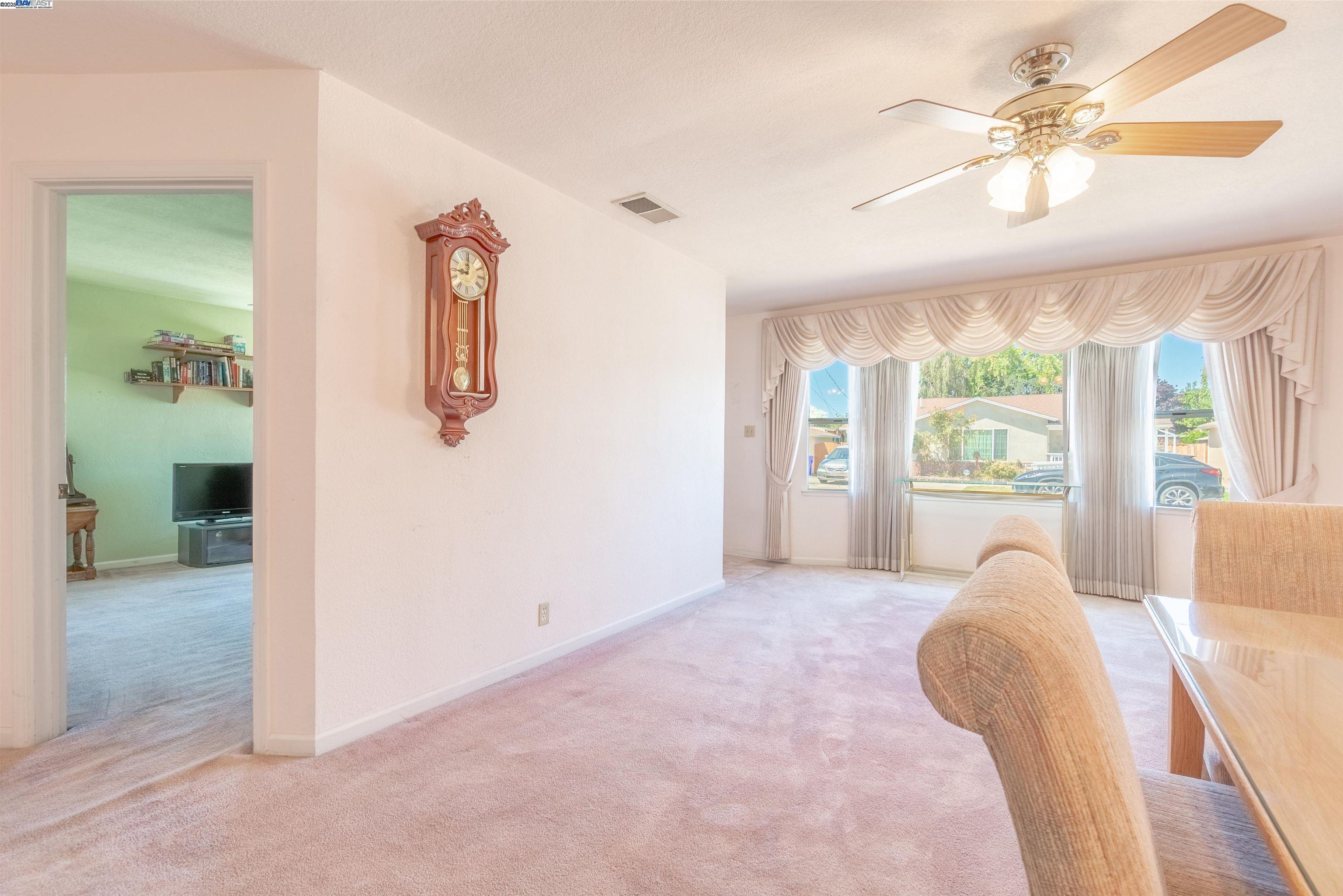 15308 Edgemoor St, San Leandro, California 94579, 3 Bedrooms Bedrooms, 7 Rooms Rooms,2 BathroomsBathrooms,Residential,For Sale,15308 Edgemoor St,41106837