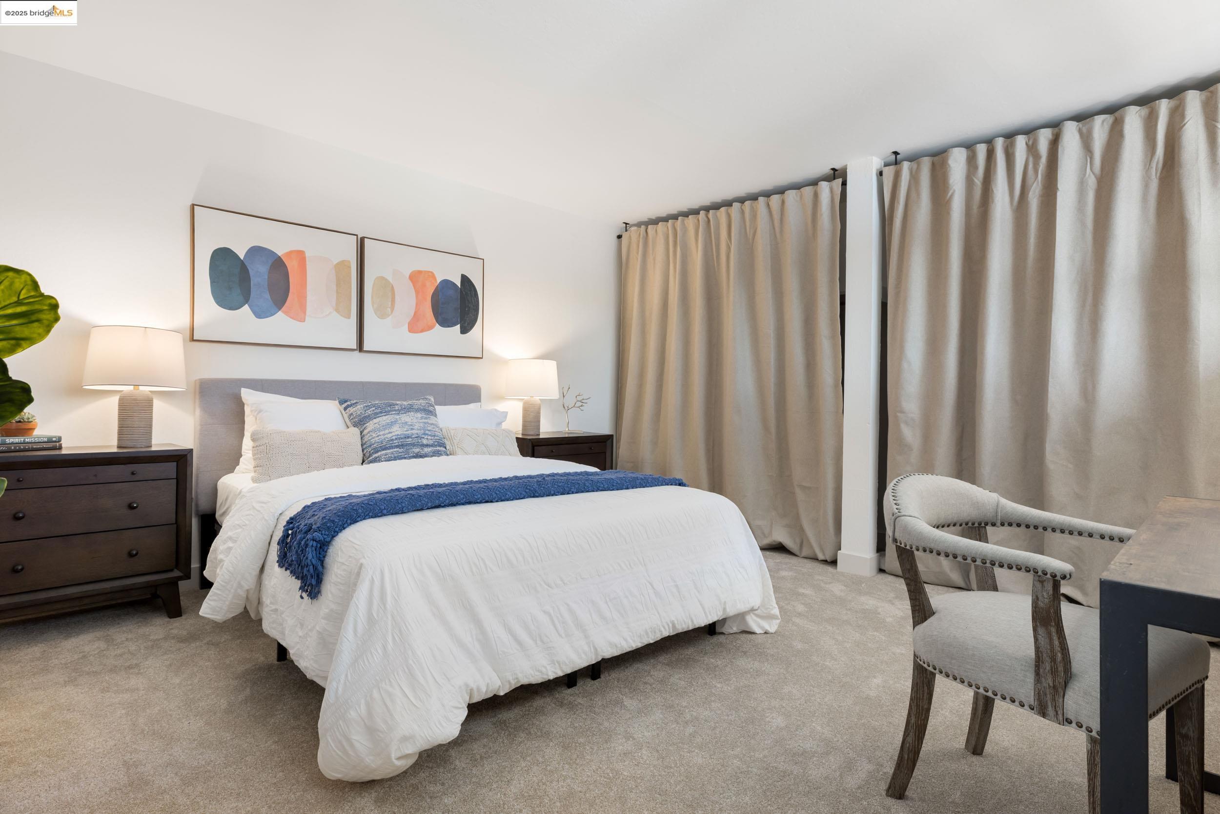 3877 Howe St # 206, Oakland, California 94611, 2 Bedrooms Bedrooms, 4 Rooms Rooms,1 BathroomBathrooms,Residential,For Sale,3877 Howe St # 206,41106838