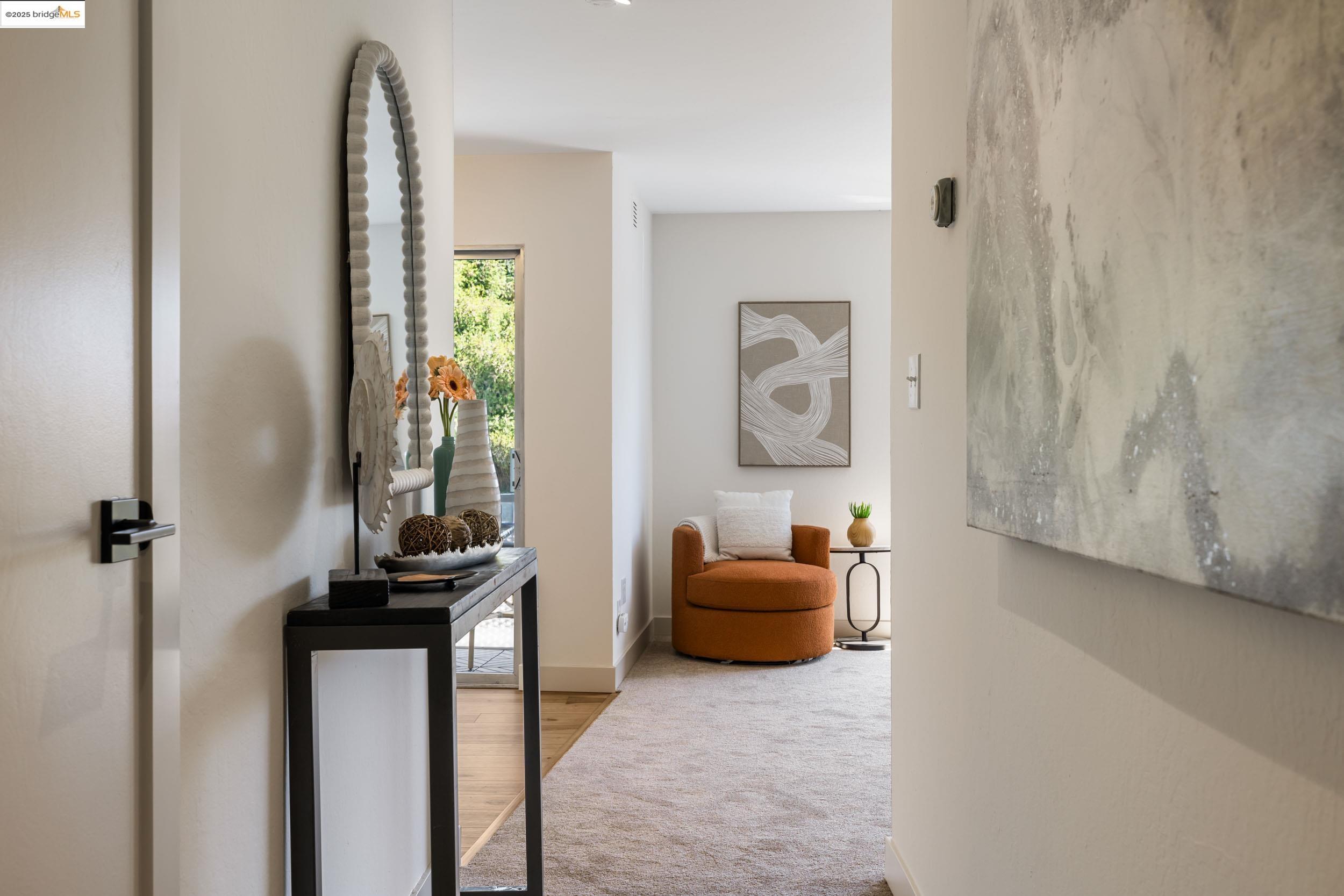 3877 Howe St # 206, Oakland, California 94611, 2 Bedrooms Bedrooms, 4 Rooms Rooms,1 BathroomBathrooms,Residential,For Sale,3877 Howe St # 206,41106838