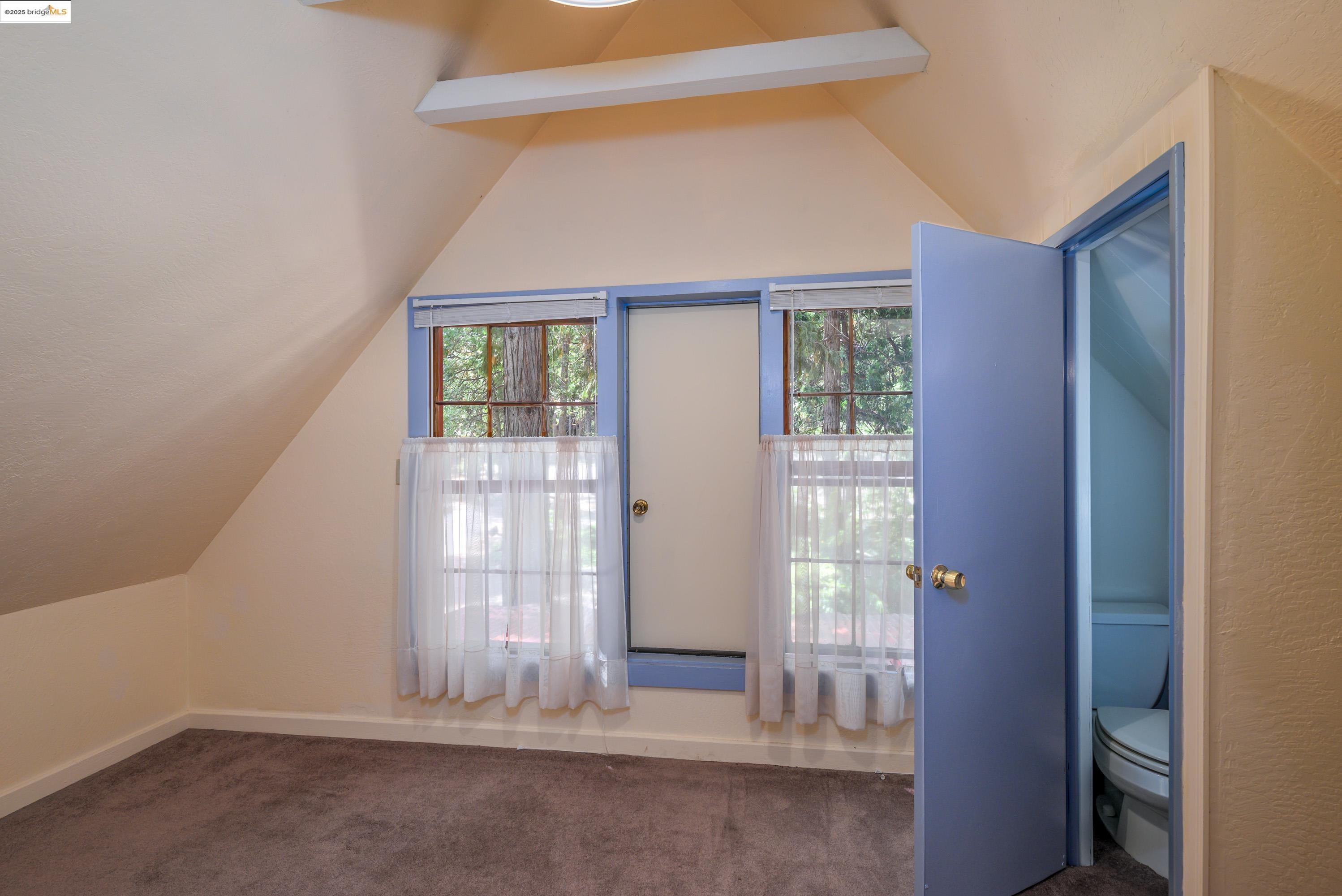 Detail Gallery Image 9 of 31 For 22846 Fuller Rd, Twain Harte,  CA 95383 - 2 Beds | 1 Baths
