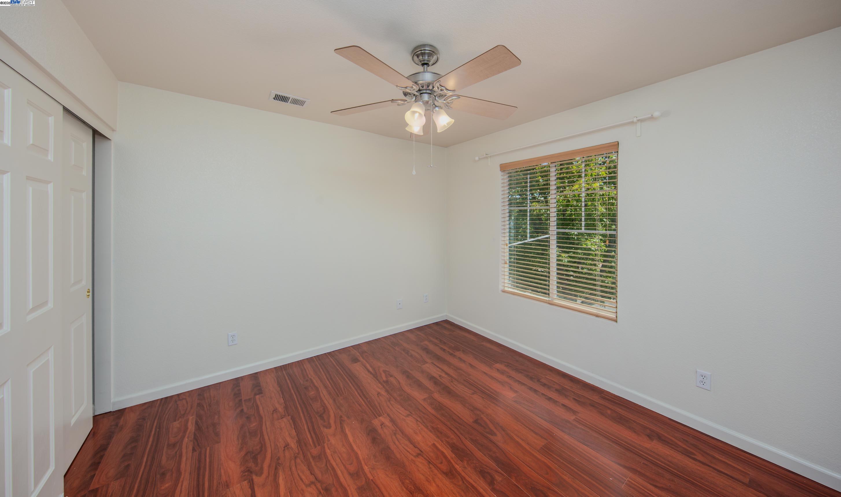 555 Centre Court Dr, Tracy, California 95376, 4 Bedrooms Bedrooms, 7 Rooms Rooms,3 BathroomsBathrooms,Residential,For Sale,555 Centre Court Dr,41106840
