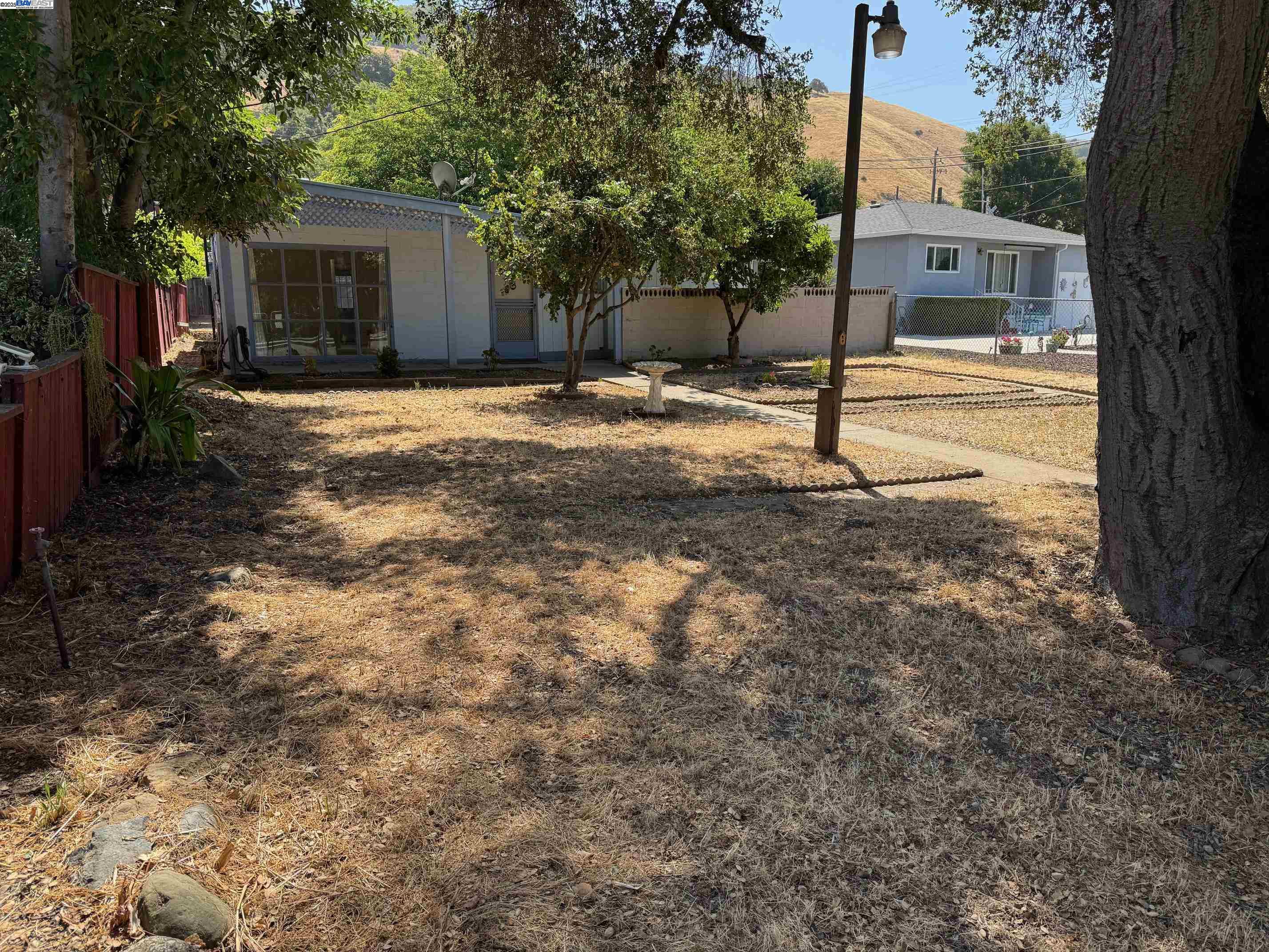 865 Old Canyon Road, Fremont, California 94536, 2 Bedrooms Bedrooms, 6 Rooms Rooms,1 BathroomBathrooms,Residential,For Sale,865 Old Canyon Road,41106841