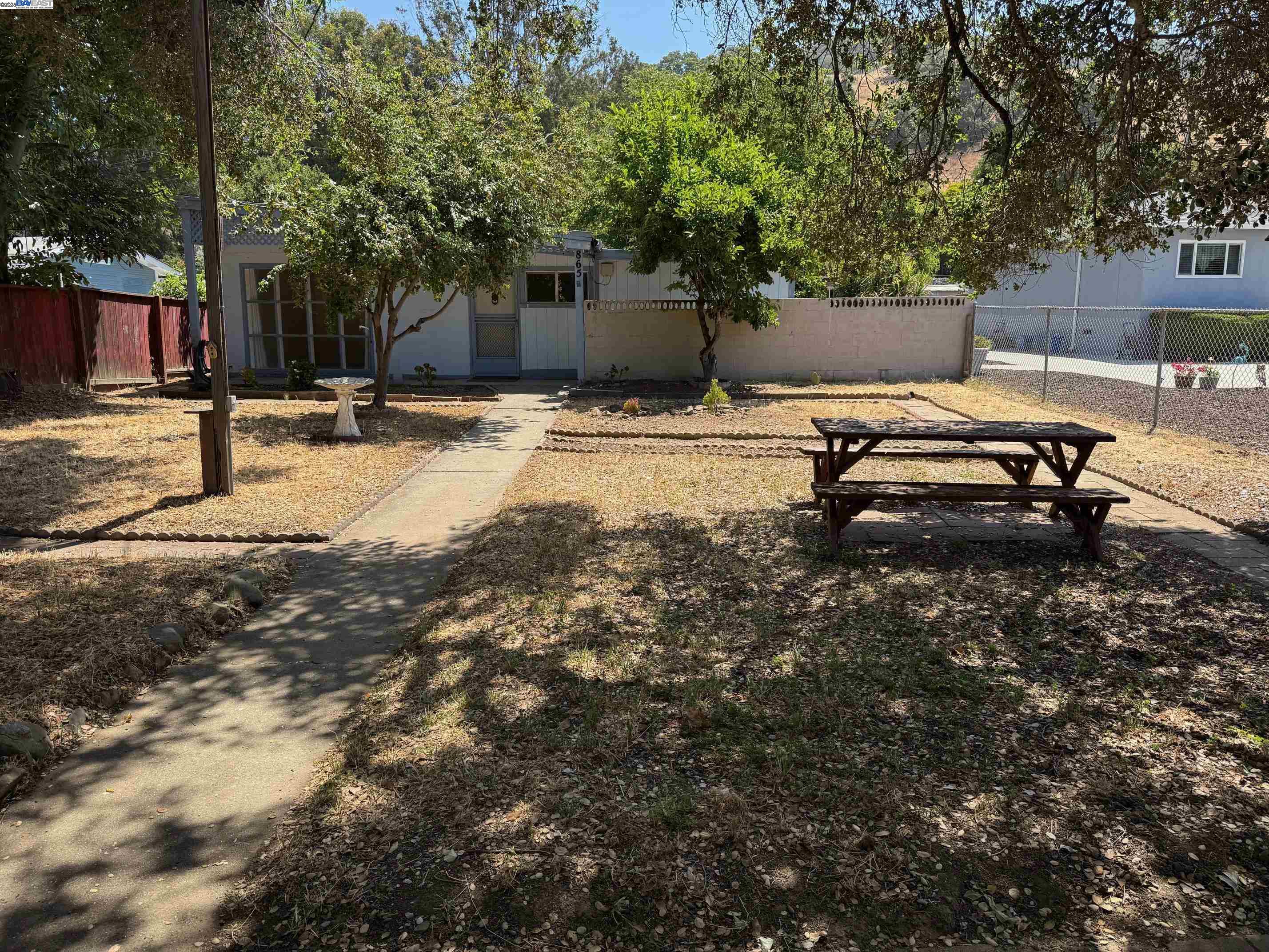 865 Old Canyon Road, Fremont, California 94536, 2 Bedrooms Bedrooms, 6 Rooms Rooms,1 BathroomBathrooms,Residential,For Sale,865 Old Canyon Road,41106841