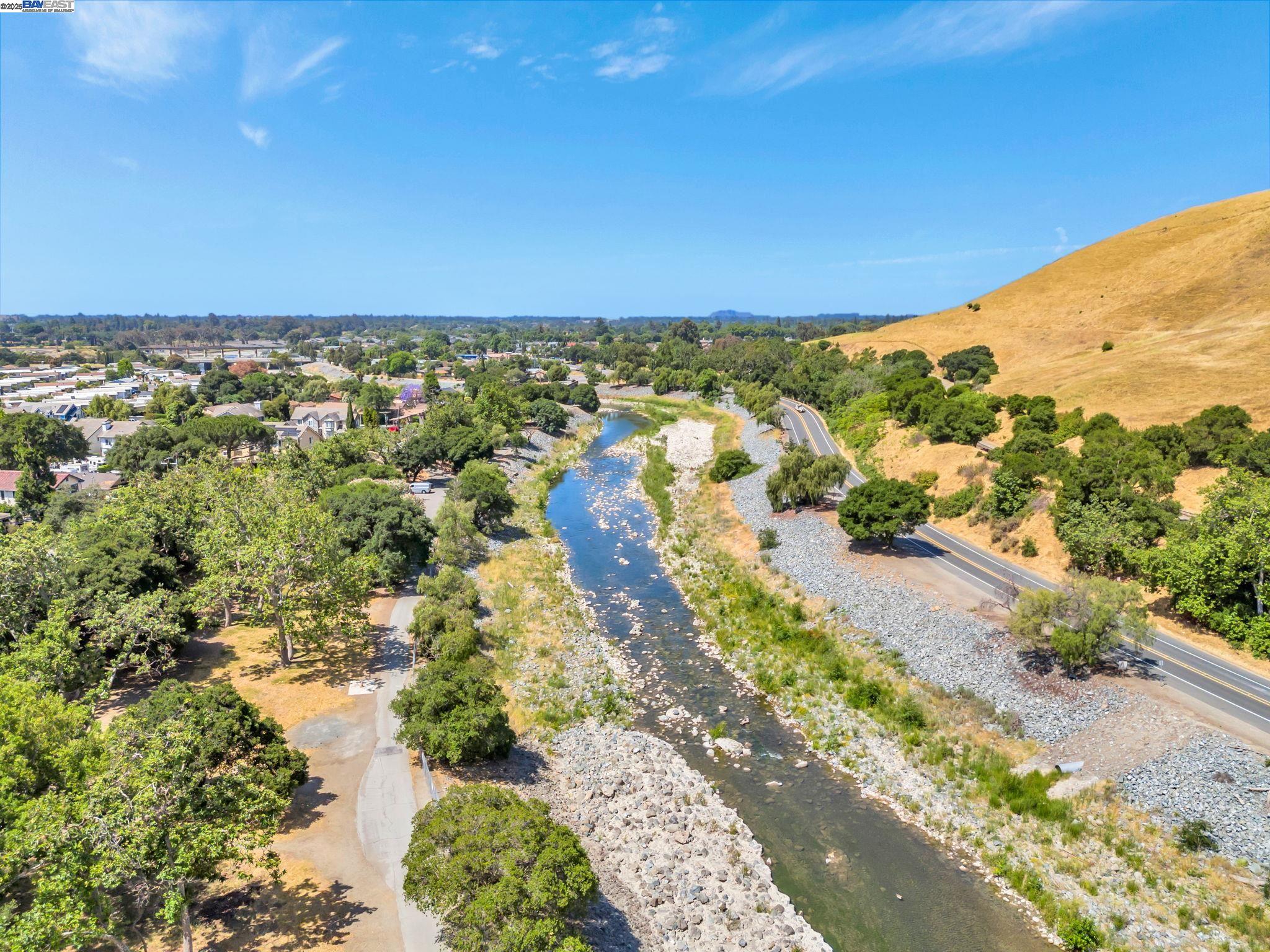 865 Old Canyon Road, Fremont, California 94536, 2 Bedrooms Bedrooms, 6 Rooms Rooms,1 BathroomBathrooms,Residential,For Sale,865 Old Canyon Road,41106841