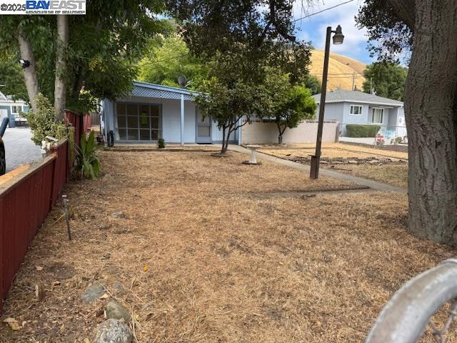 865 Old Canyon Road, Fremont, California 94536, 2 Bedrooms Bedrooms, 6 Rooms Rooms,1 BathroomBathrooms,Residential,For Sale,865 Old Canyon Road,41106841