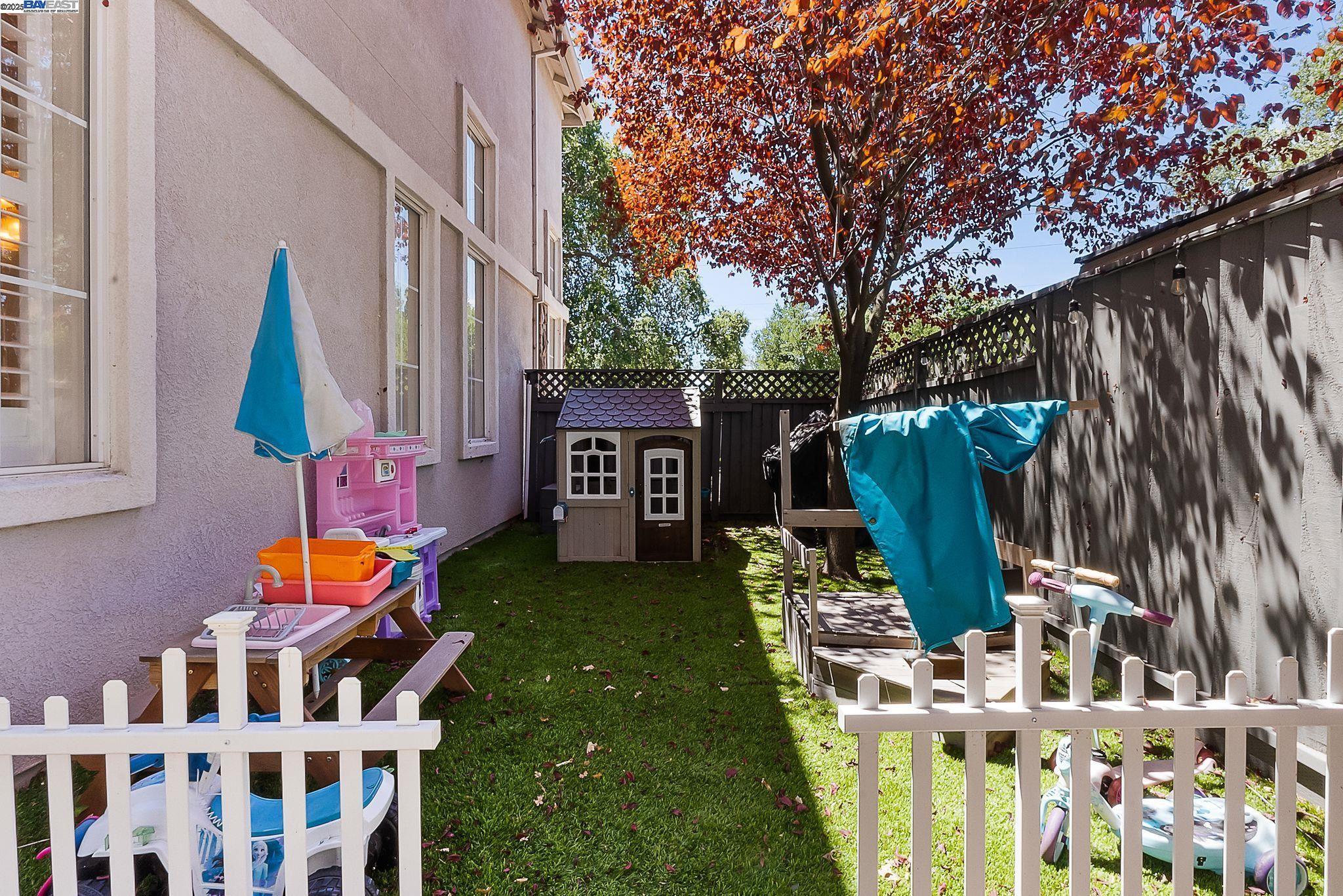 192 Mayhew Way, Walnut Creek, California 94597, 5 Bedrooms Bedrooms, 10 Rooms Rooms,3 BathroomsBathrooms,Residential,For Sale,192 Mayhew Way,41106843