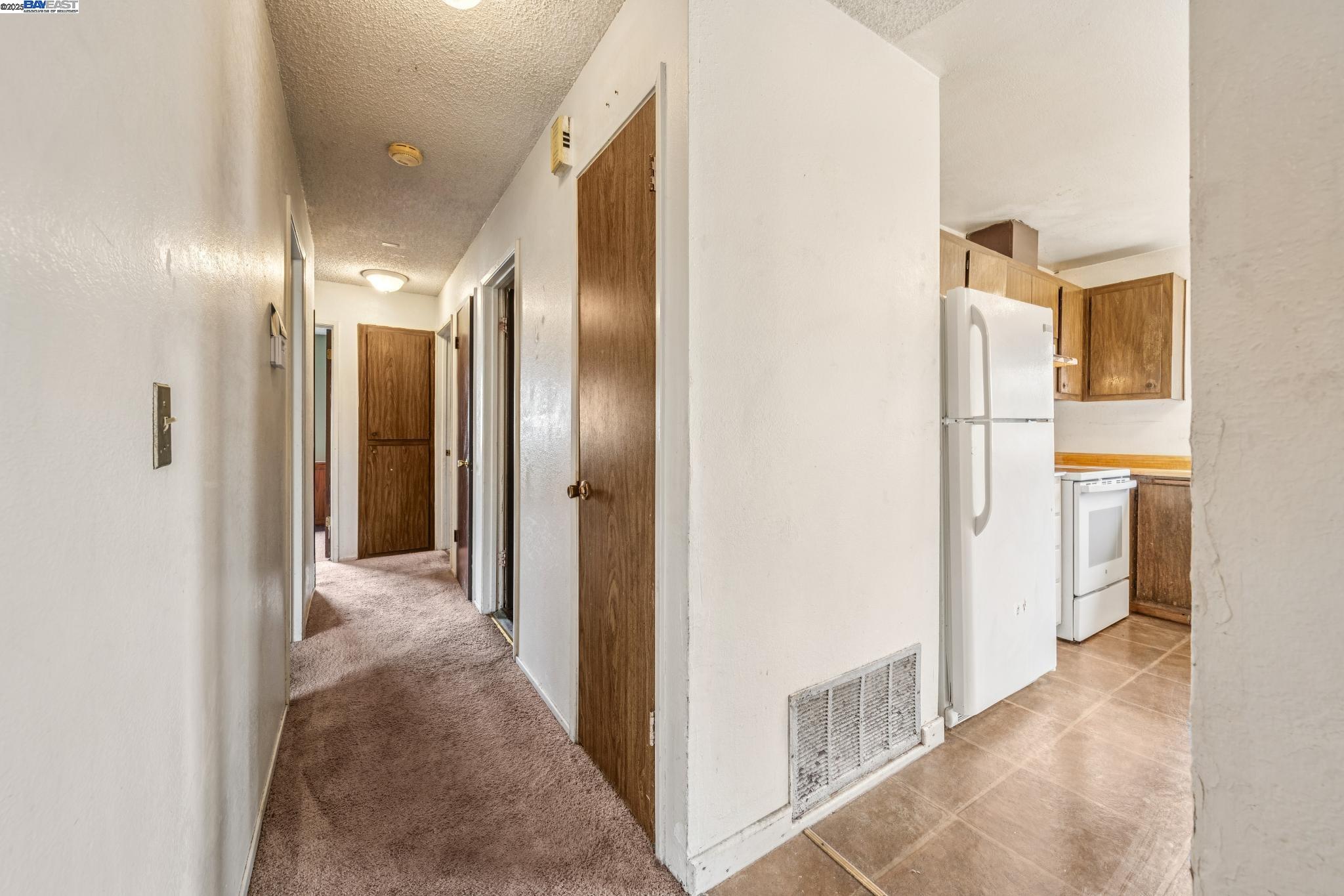220 PEMBROKE DRIVE, Vallejo, California 94589, 3 Bedrooms Bedrooms, 6 Rooms Rooms,1 BathroomBathrooms,Residential,For Sale,220 PEMBROKE DRIVE,41106845