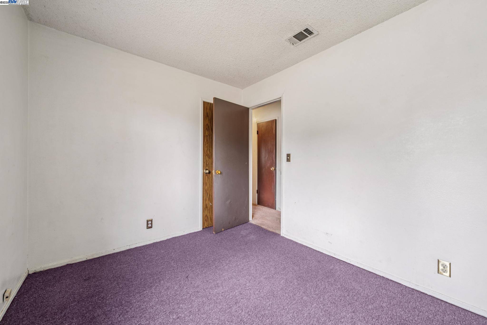 220 PEMBROKE DRIVE, Vallejo, California 94589, 3 Bedrooms Bedrooms, 6 Rooms Rooms,1 BathroomBathrooms,Residential,For Sale,220 PEMBROKE DRIVE,41106845