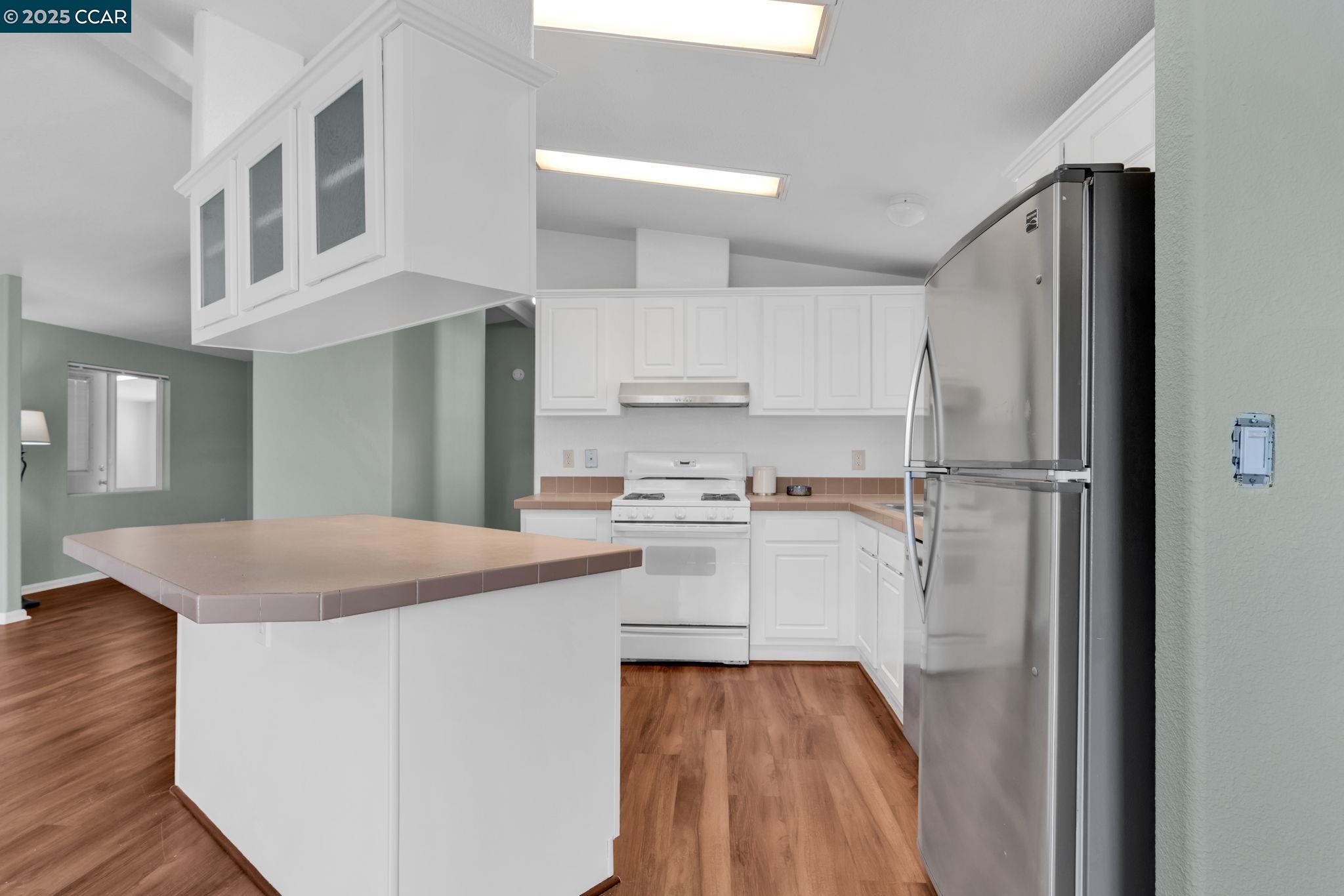16401 San Pablo Ave # 263, San Pablo, California 94806, 2 Bedrooms Bedrooms, 9 Rooms Rooms,2 BathroomsBathrooms,Manufactured In Park,For Sale,16401 San Pablo Ave # 263,41106846