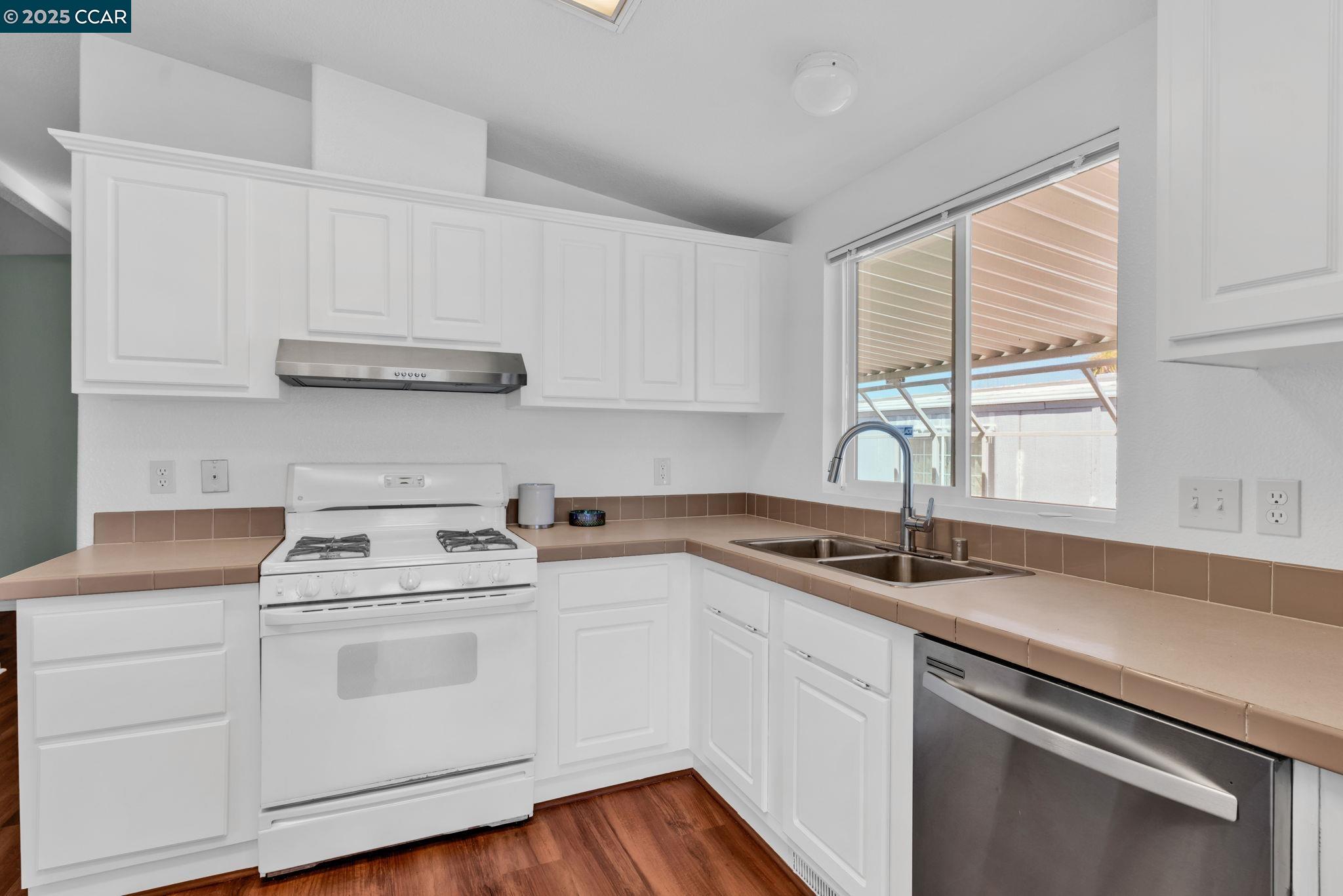16401 San Pablo Ave # 263, San Pablo, California 94806, 2 Bedrooms Bedrooms, 9 Rooms Rooms,2 BathroomsBathrooms,Manufactured In Park,For Sale,16401 San Pablo Ave # 263,41106846