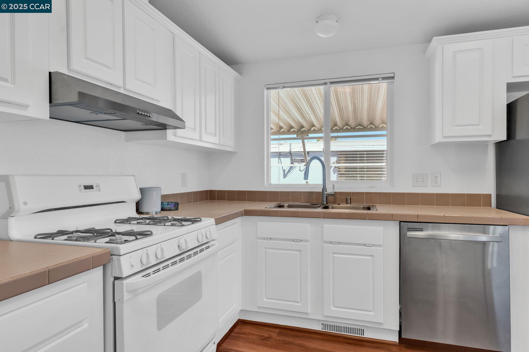 16401 San Pablo Ave # 263, San Pablo, California 94806, 2 Bedrooms Bedrooms, 9 Rooms Rooms,2 BathroomsBathrooms,Manufactured In Park,For Sale,16401 San Pablo Ave # 263,41106846