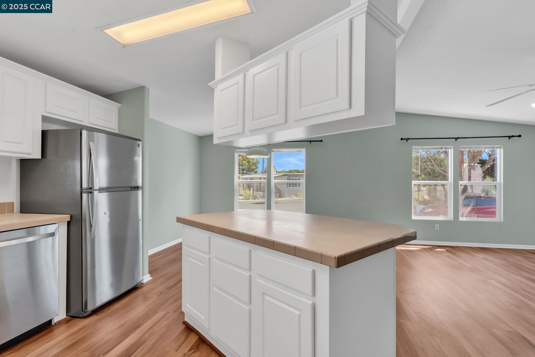 16401 San Pablo Ave # 263, San Pablo, California 94806, 2 Bedrooms Bedrooms, 9 Rooms Rooms,2 BathroomsBathrooms,Manufactured In Park,For Sale,16401 San Pablo Ave # 263,41106846
