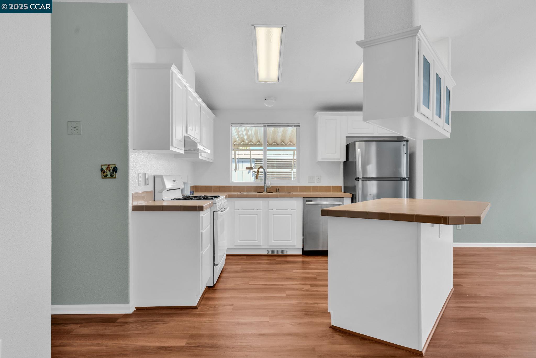 16401 San Pablo Ave # 263, San Pablo, California 94806, 2 Bedrooms Bedrooms, 9 Rooms Rooms,2 BathroomsBathrooms,Manufactured In Park,For Sale,16401 San Pablo Ave # 263,41106846