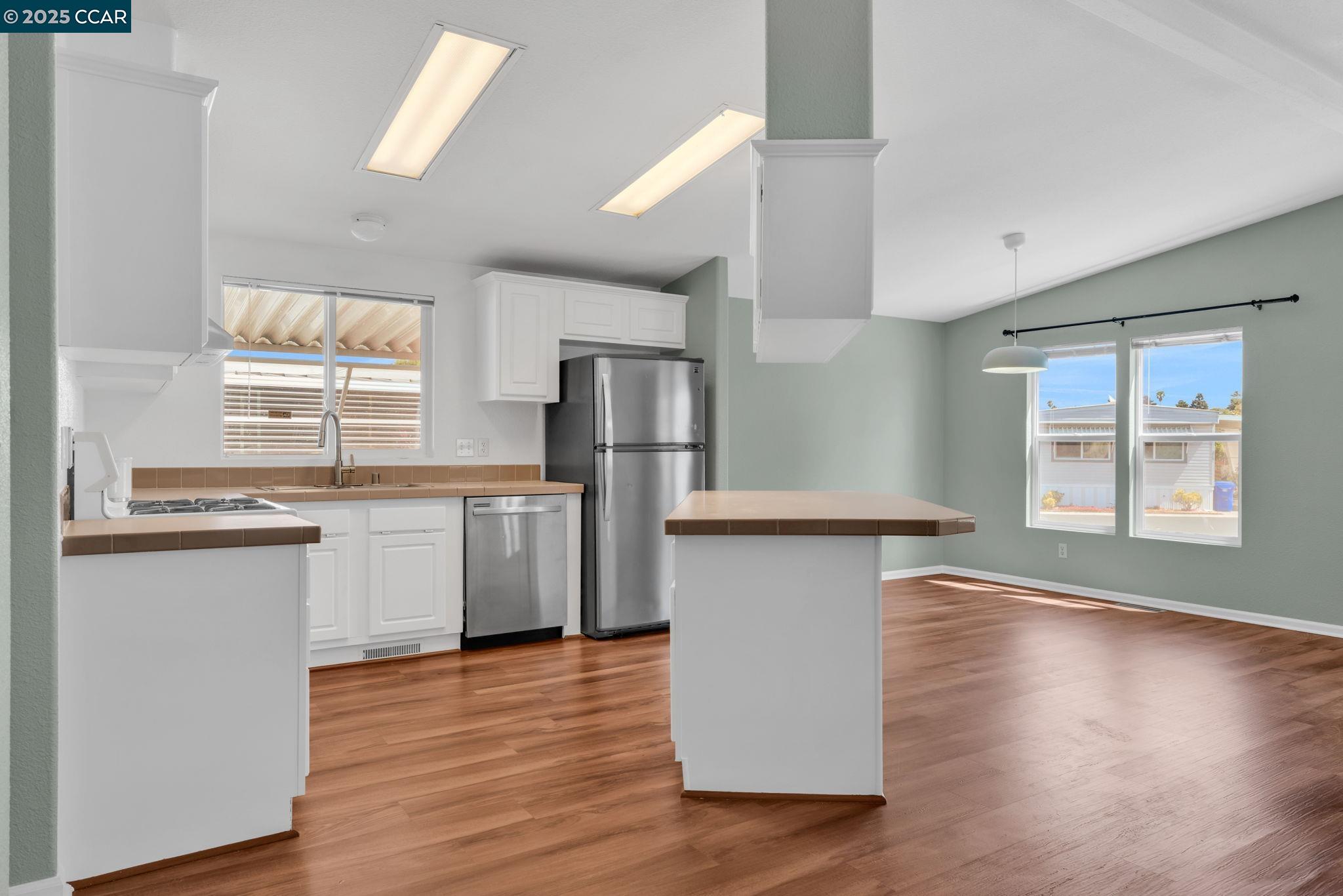 16401 San Pablo Ave # 263, San Pablo, California 94806, 2 Bedrooms Bedrooms, 9 Rooms Rooms,2 BathroomsBathrooms,Manufactured In Park,For Sale,16401 San Pablo Ave # 263,41106846