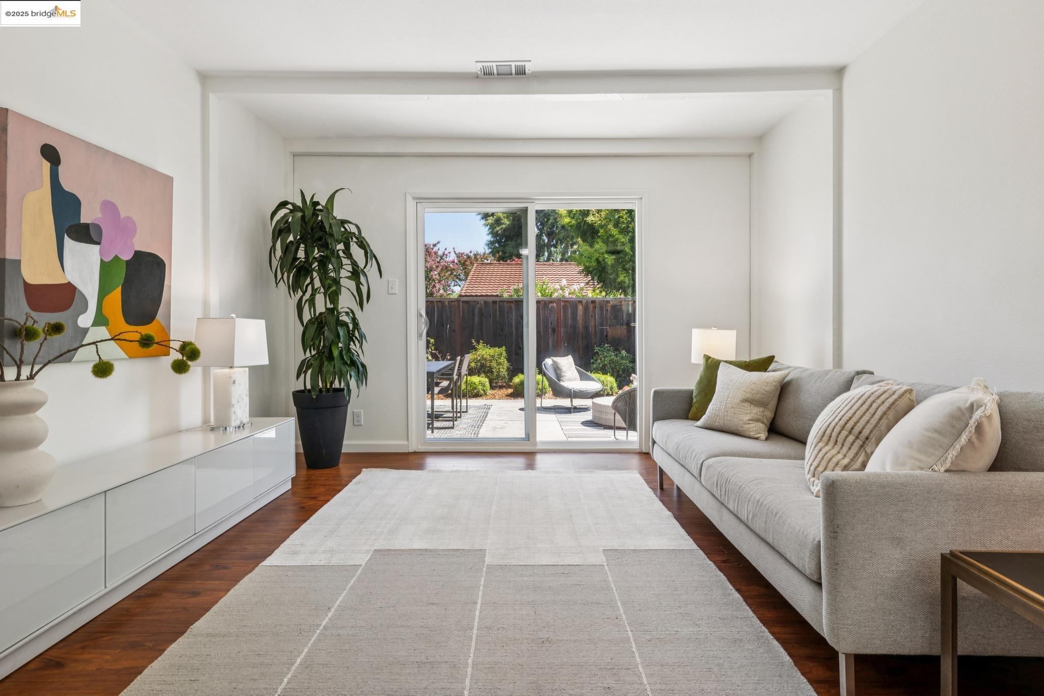 934 Bancroft Rd, Concord, California 94518, 4 Bedrooms Bedrooms, 9 Rooms Rooms,2 BathroomsBathrooms,Residential,For Sale,934 Bancroft Rd,41106848