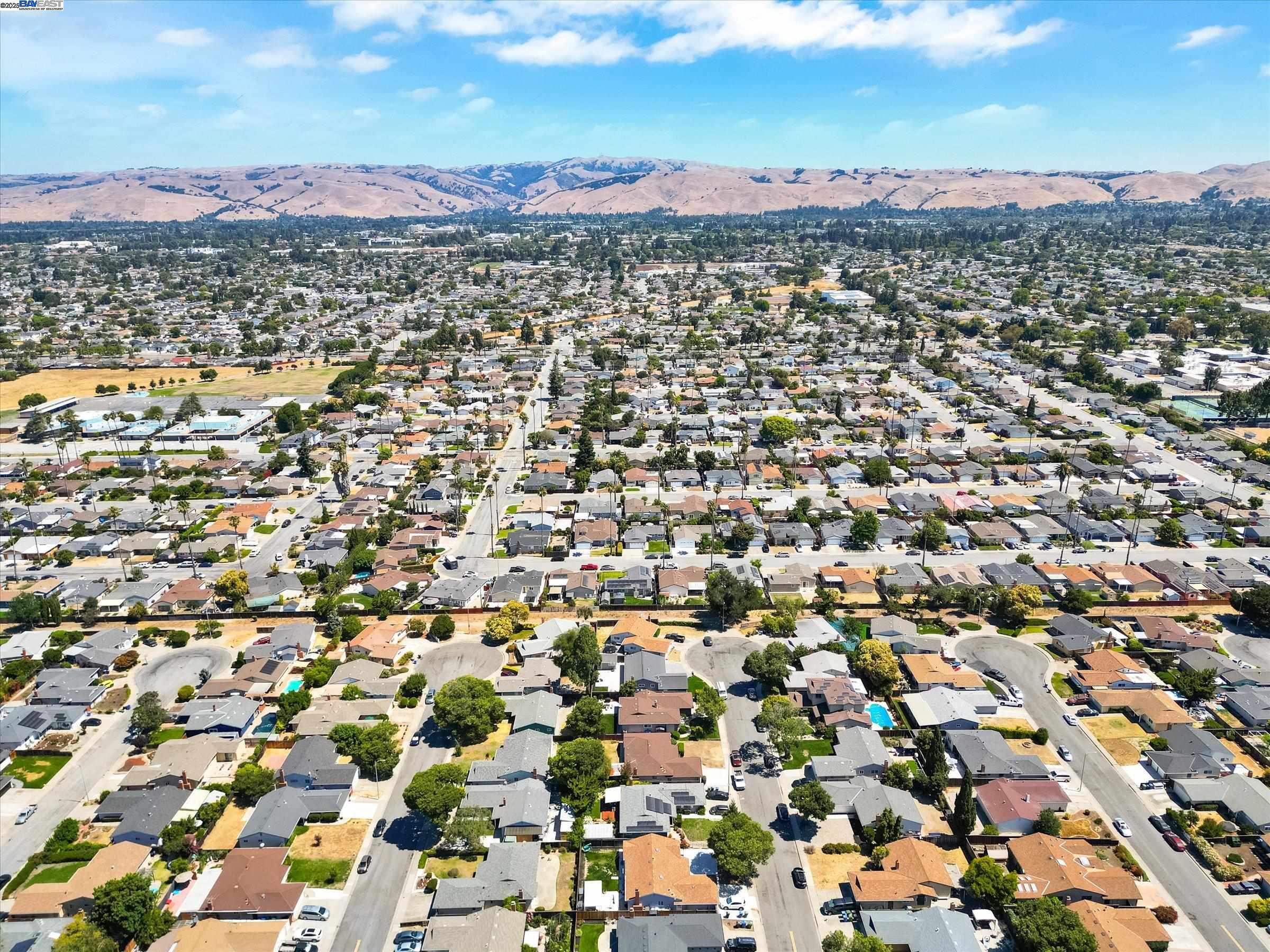 5495 Hughes Pl, Fremont, California 94538, 3 Bedrooms Bedrooms, 6 Rooms Rooms,2 BathroomsBathrooms,Residential,For Sale,5495 Hughes Pl,41106849