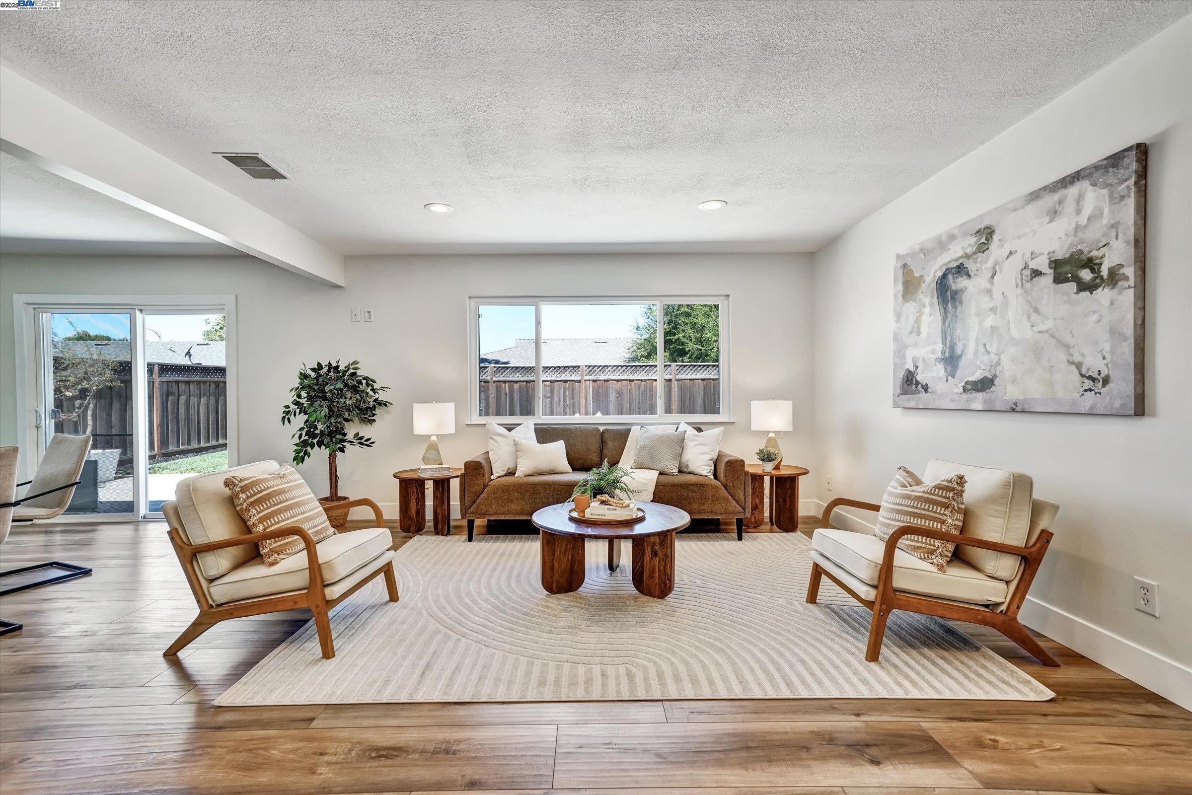 5495 Hughes Pl, Fremont, California 94538, 3 Bedrooms Bedrooms, 6 Rooms Rooms,2 BathroomsBathrooms,Residential,For Sale,5495 Hughes Pl,41106849