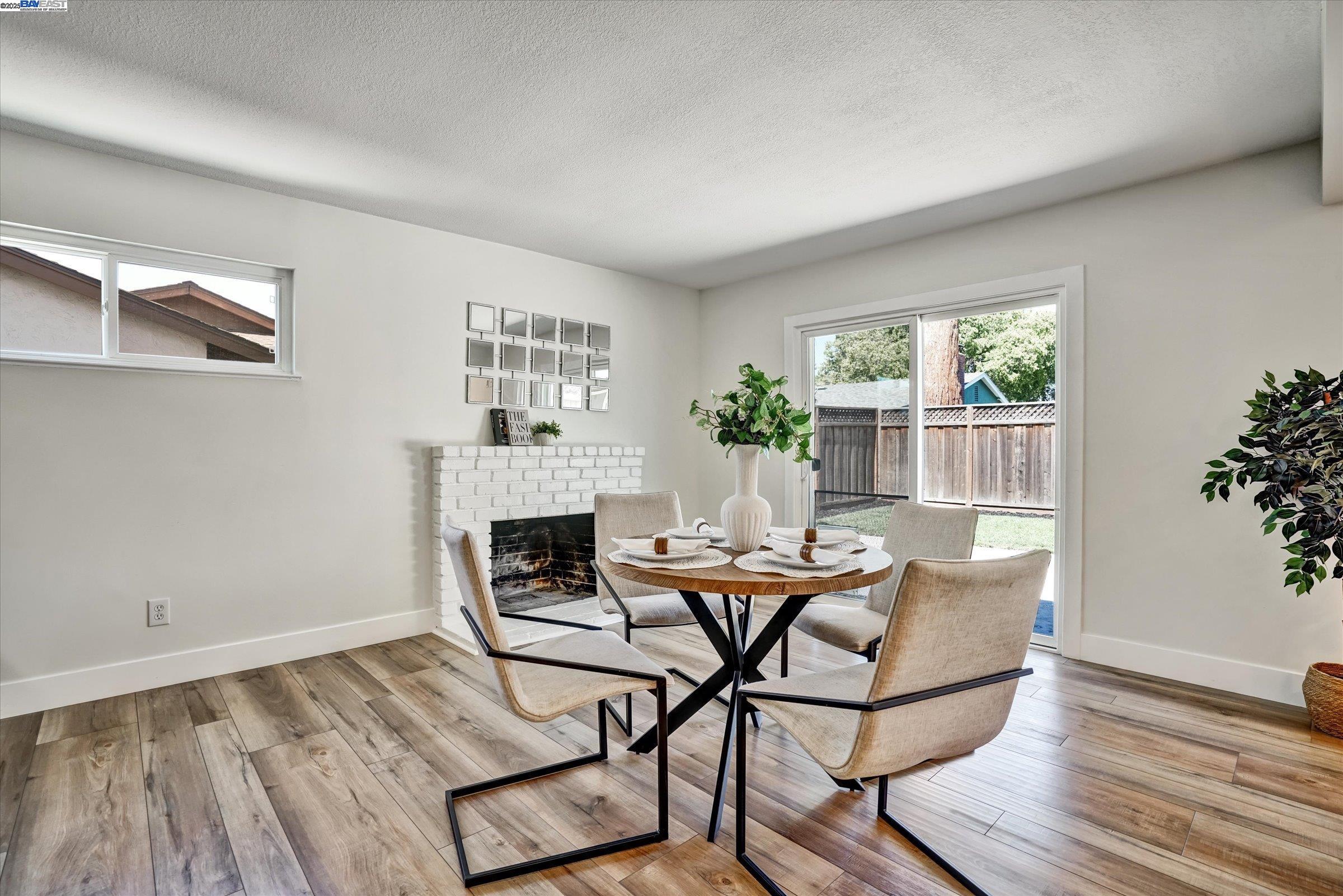 5495 Hughes Pl, Fremont, California 94538, 3 Bedrooms Bedrooms, 6 Rooms Rooms,2 BathroomsBathrooms,Residential,For Sale,5495 Hughes Pl,41106849