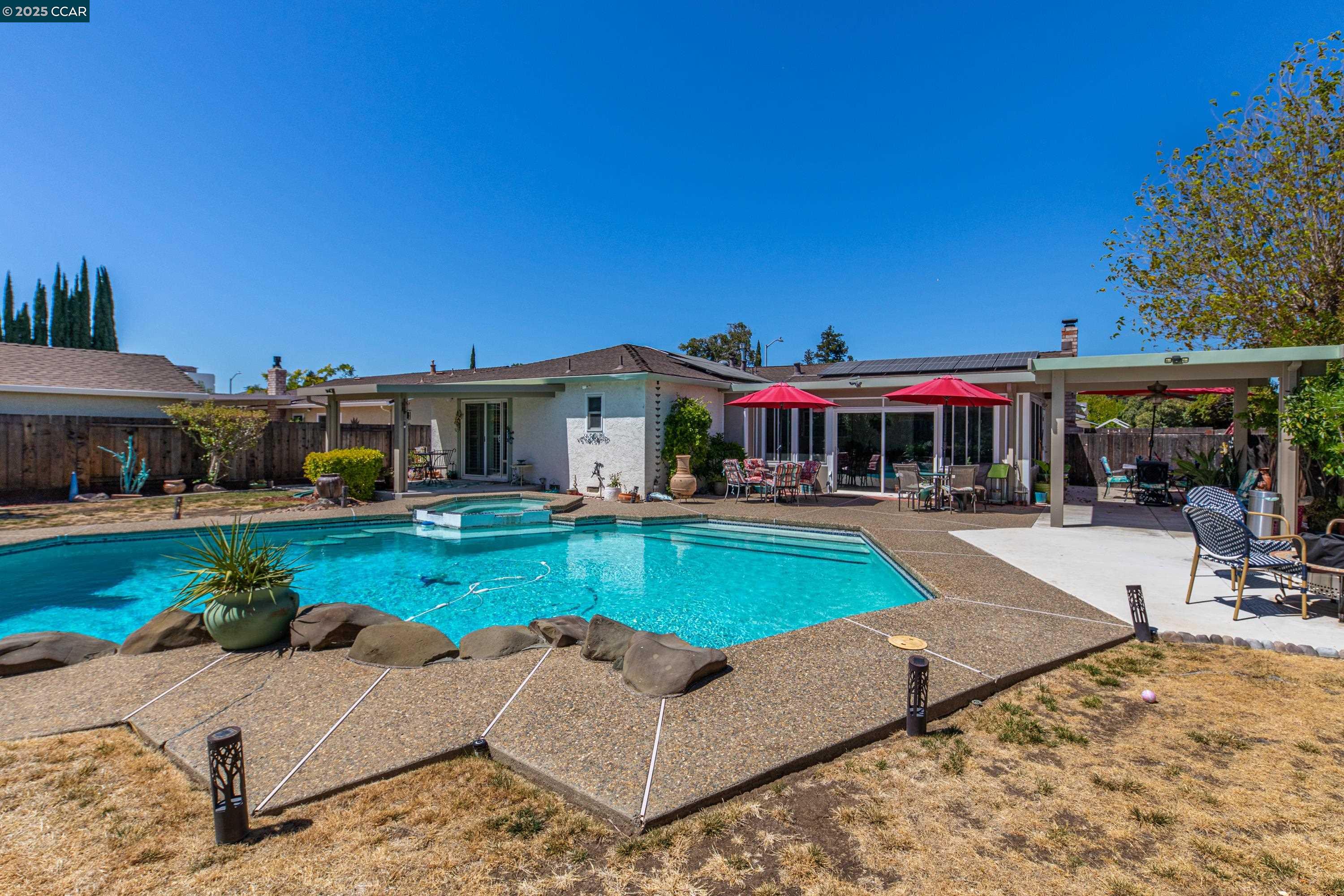 1456 Mondana Pl, Pittsburg, California 94565, 4 Bedrooms Bedrooms, 9 Rooms Rooms,2 BathroomsBathrooms,Residential,For Sale,1456 Mondana Pl,41106850