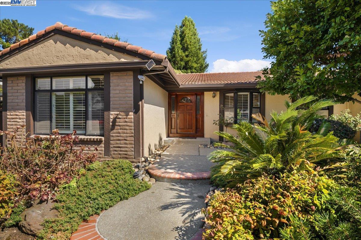 112 Baldwin Dr, Danville, California 94526, 3 Bedrooms Bedrooms, 9 Rooms Rooms,2 BathroomsBathrooms,Residential,For Sale,112 Baldwin Dr,41106852
