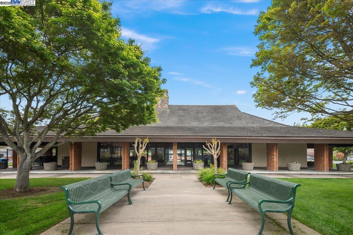 112 Baldwin Dr, Danville, California 94526, 3 Bedrooms Bedrooms, 9 Rooms Rooms,2 BathroomsBathrooms,Residential,For Sale,112 Baldwin Dr,41106852