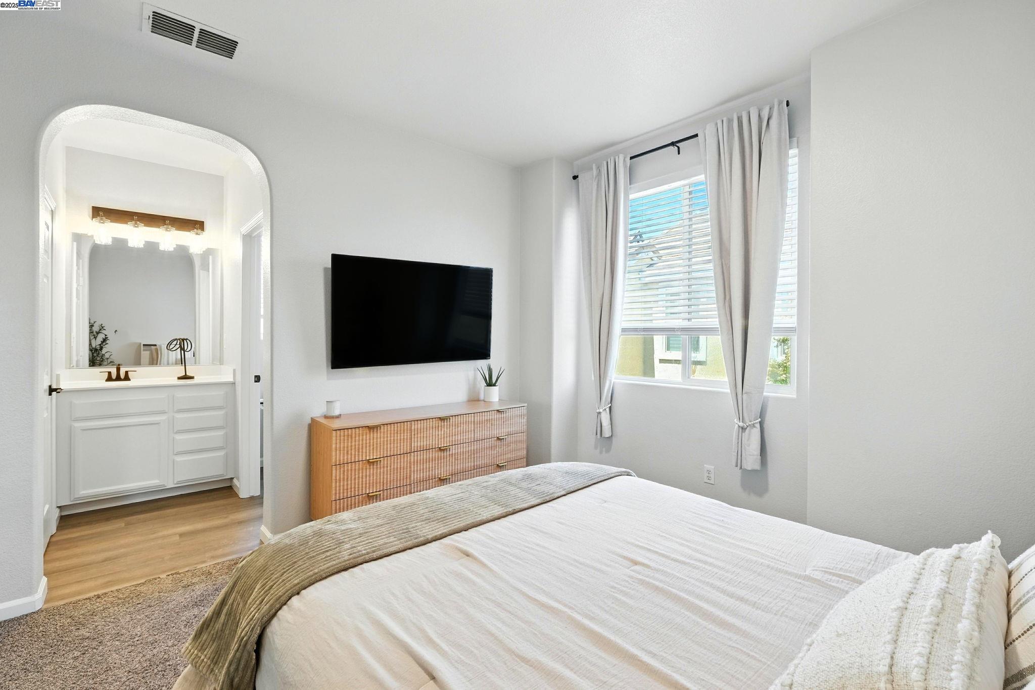 2501 Aimonetti ave, Sacramento, California 95833, 2 Bedrooms Bedrooms, 4 Rooms Rooms,2 BathroomsBathrooms,Residential,For Sale,2501 Aimonetti ave,41106853