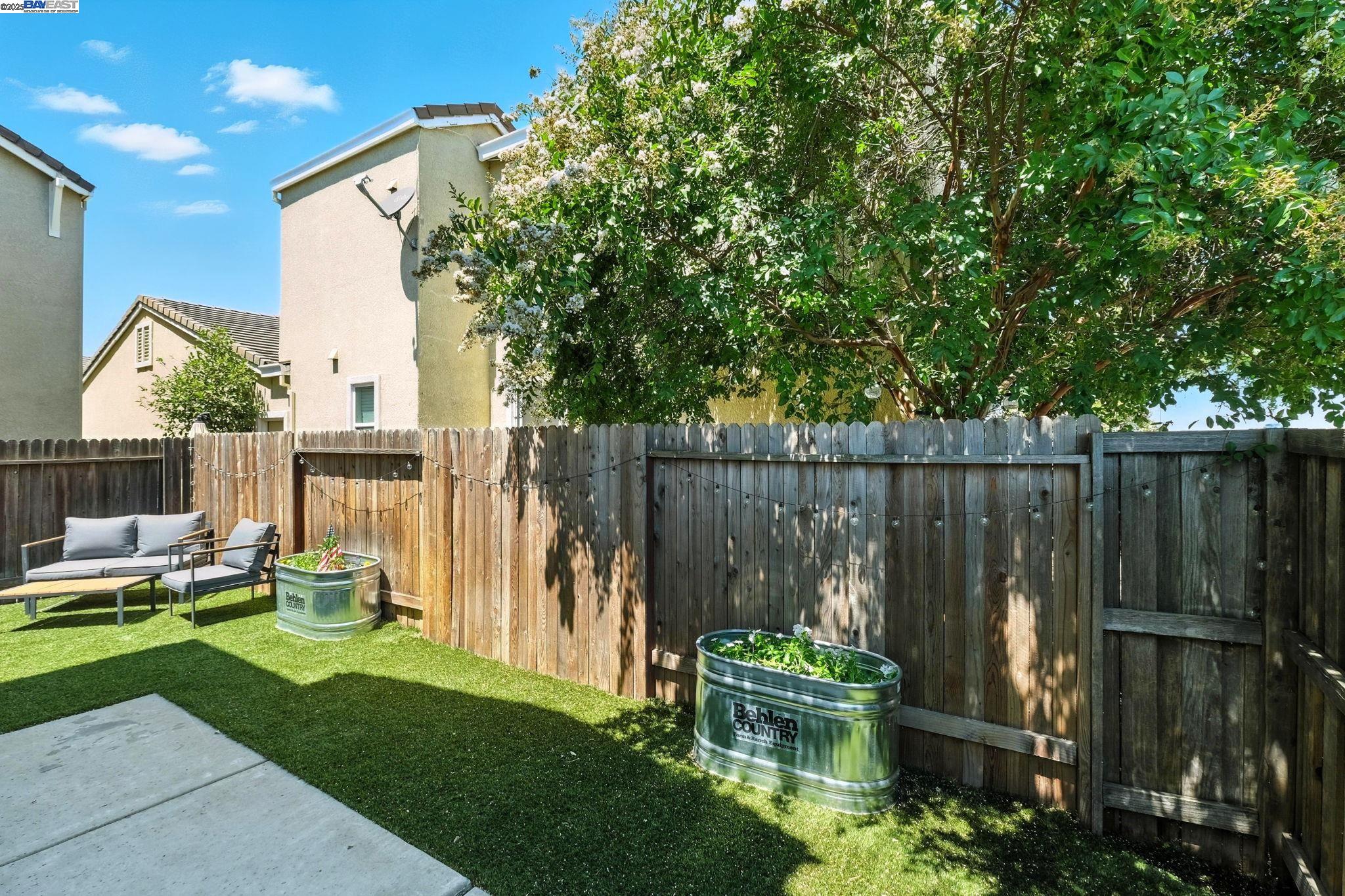2501 Aimonetti ave, Sacramento, California 95833, 2 Bedrooms Bedrooms, 4 Rooms Rooms,2 BathroomsBathrooms,Residential,For Sale,2501 Aimonetti ave,41106853