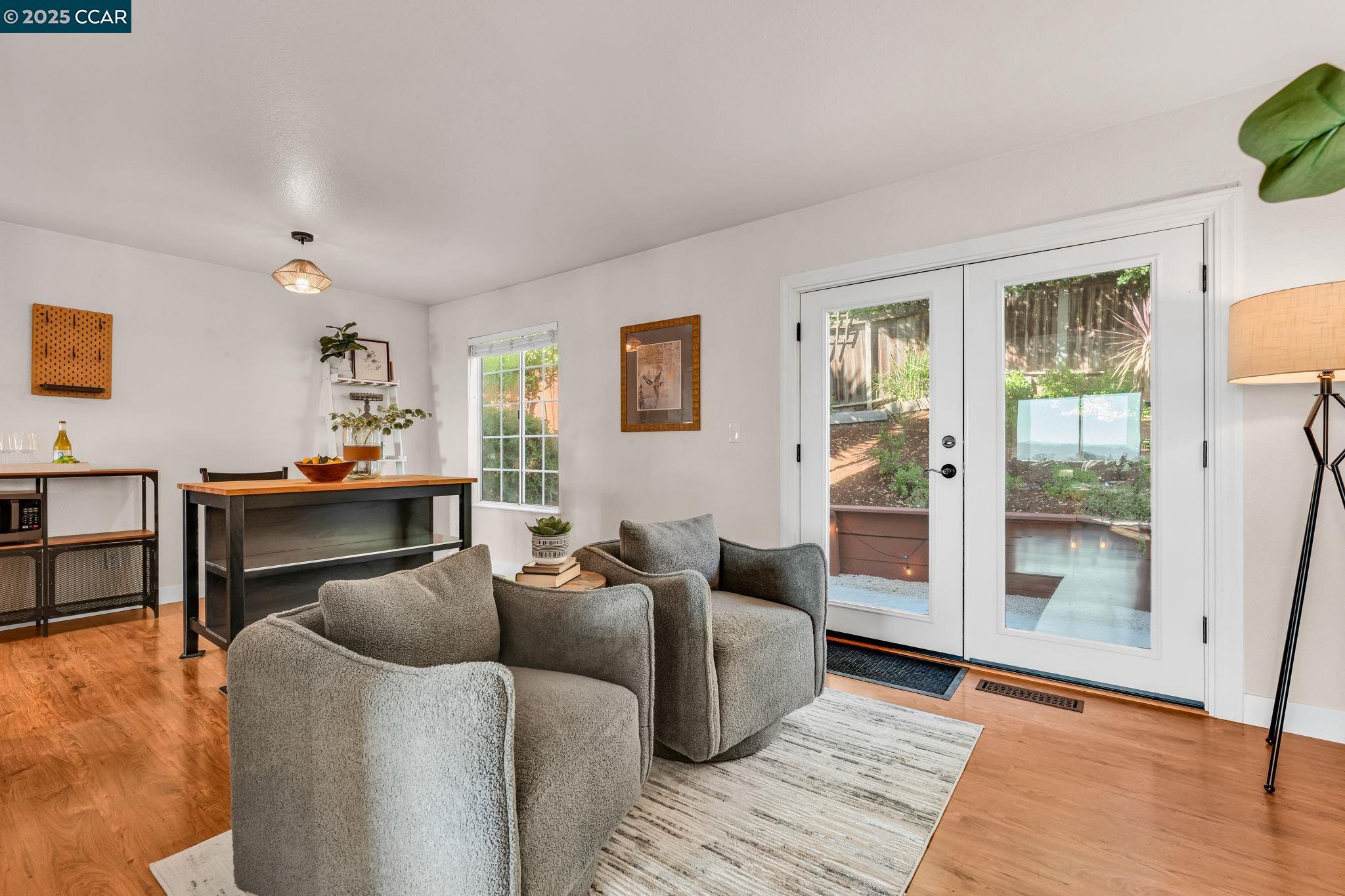 122 Alpine Ct, San Pablo, California 94806, 3 Bedrooms Bedrooms, 9 Rooms Rooms,2 BathroomsBathrooms,Residential,For Sale,122 Alpine Ct,41106854