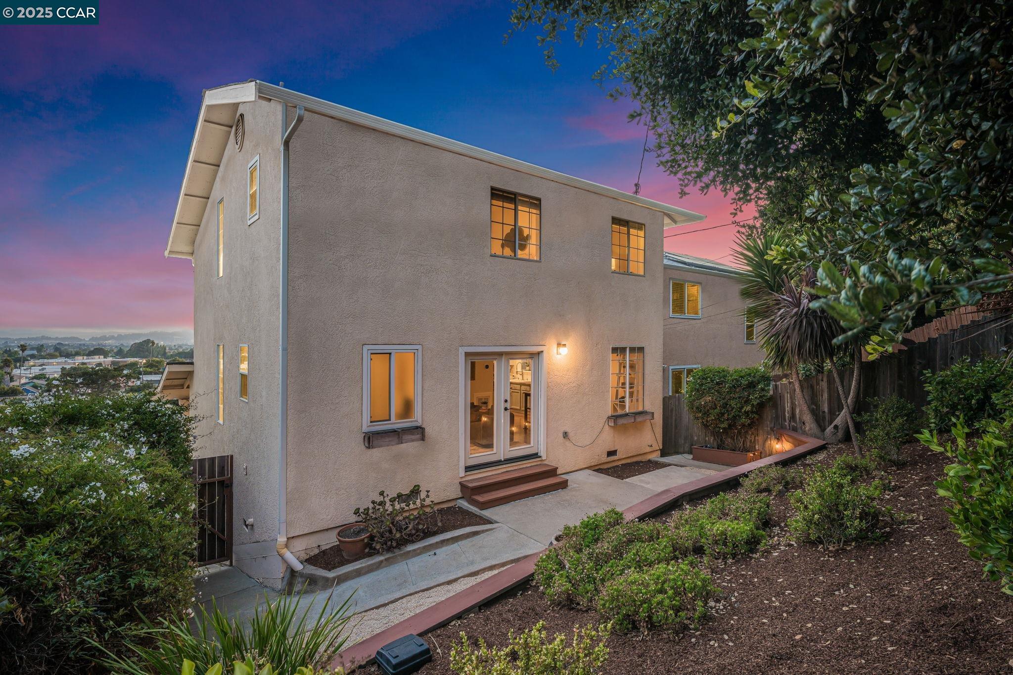 122 Alpine Ct, San Pablo, California 94806, 3 Bedrooms Bedrooms, 9 Rooms Rooms,2 BathroomsBathrooms,Residential,For Sale,122 Alpine Ct,41106854