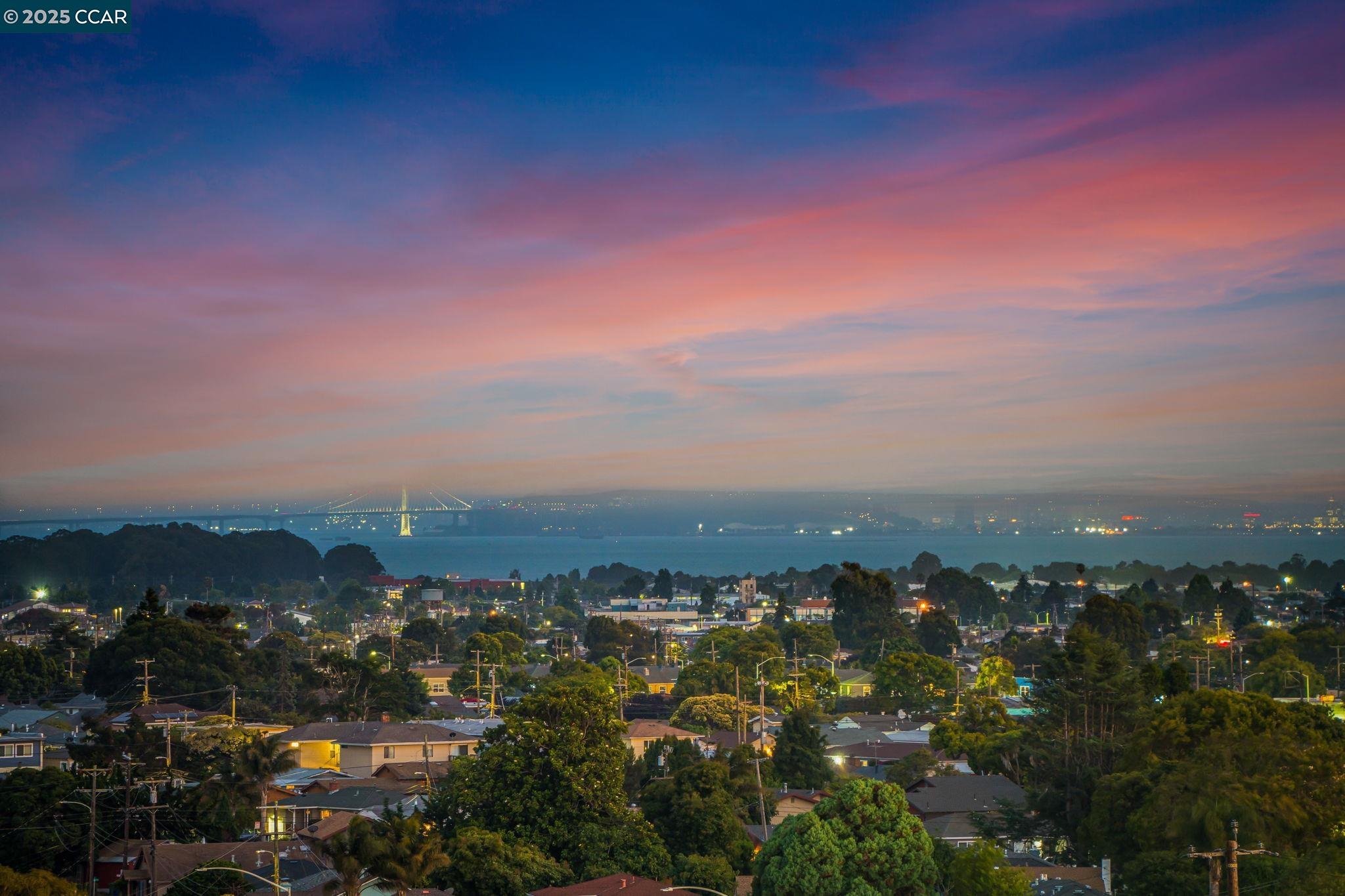 122 Alpine Ct, San Pablo, California 94806, 3 Bedrooms Bedrooms, 9 Rooms Rooms,2 BathroomsBathrooms,Residential,For Sale,122 Alpine Ct,41106854