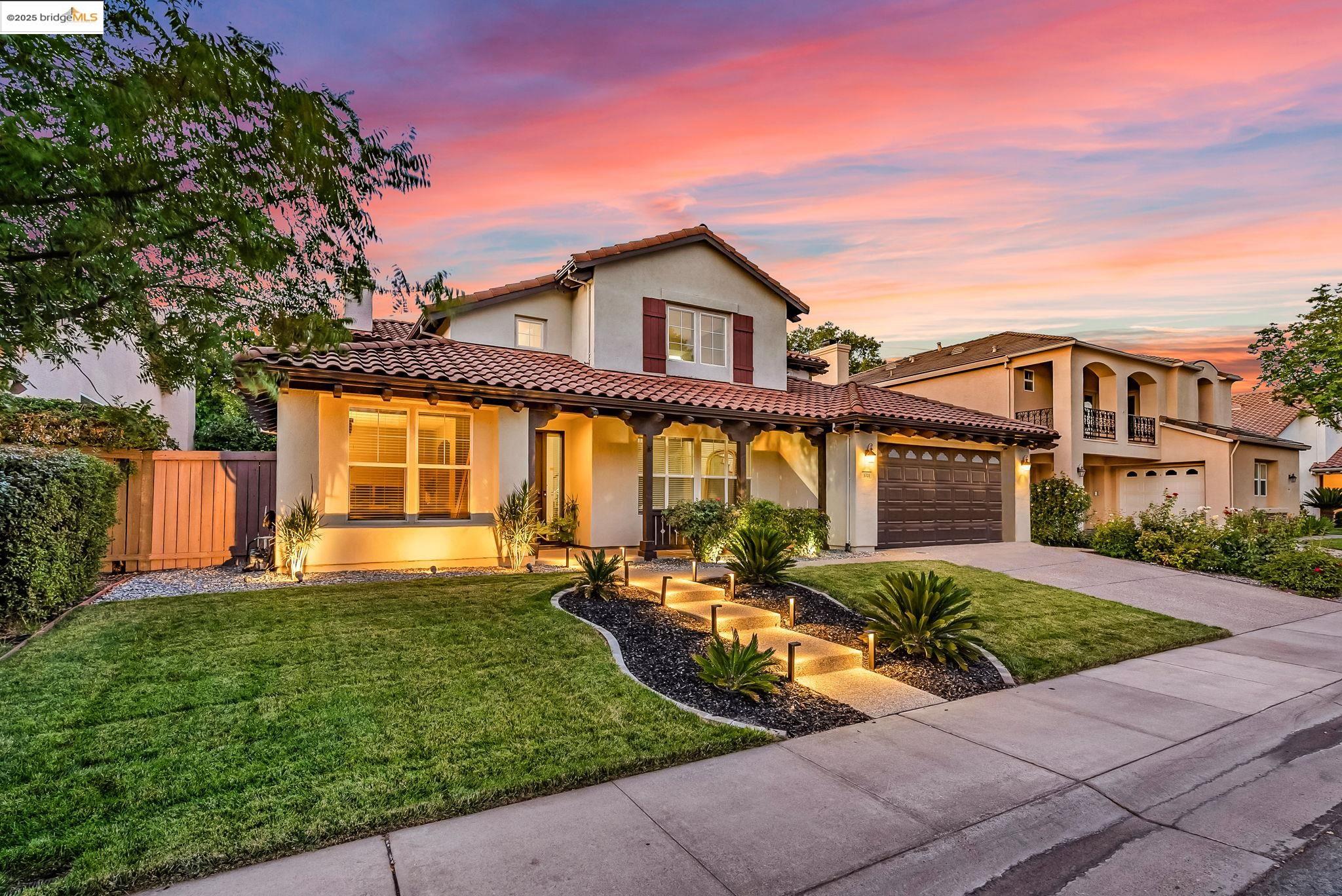 1701 Baines Ave, Sacramento, California 95835, 4 Bedrooms Bedrooms, 10 Rooms Rooms,3 BathroomsBathrooms,Residential,For Sale,1701 Baines Ave,41106855