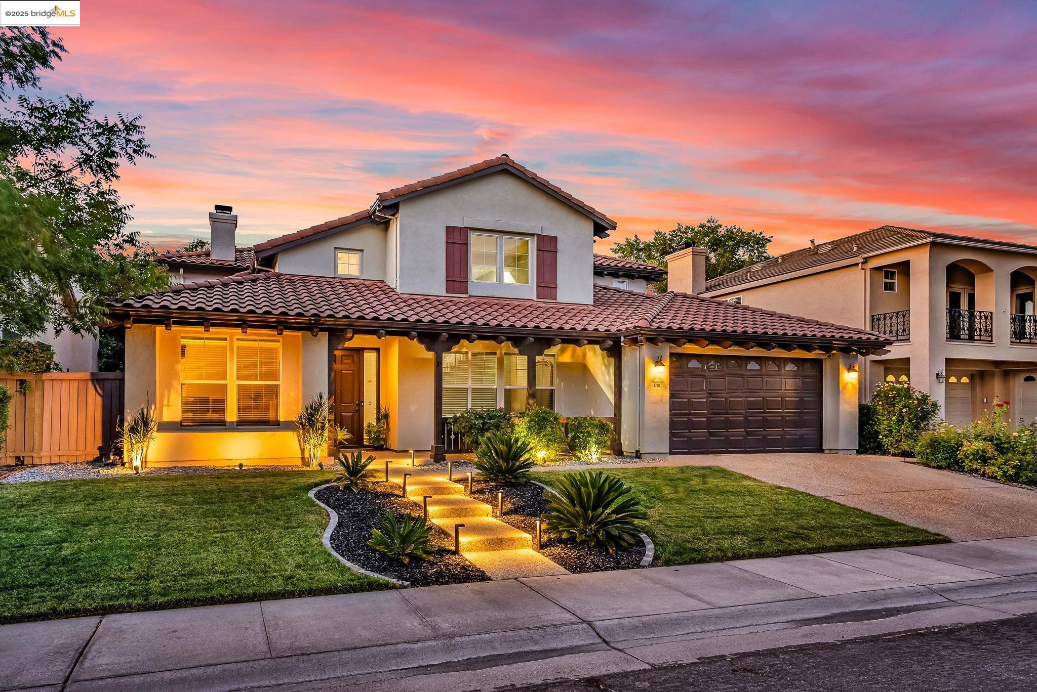 1701 Baines Ave, Sacramento, California 95835, 4 Bedrooms Bedrooms, 10 Rooms Rooms,3 BathroomsBathrooms,Residential,For Sale,1701 Baines Ave,41106855