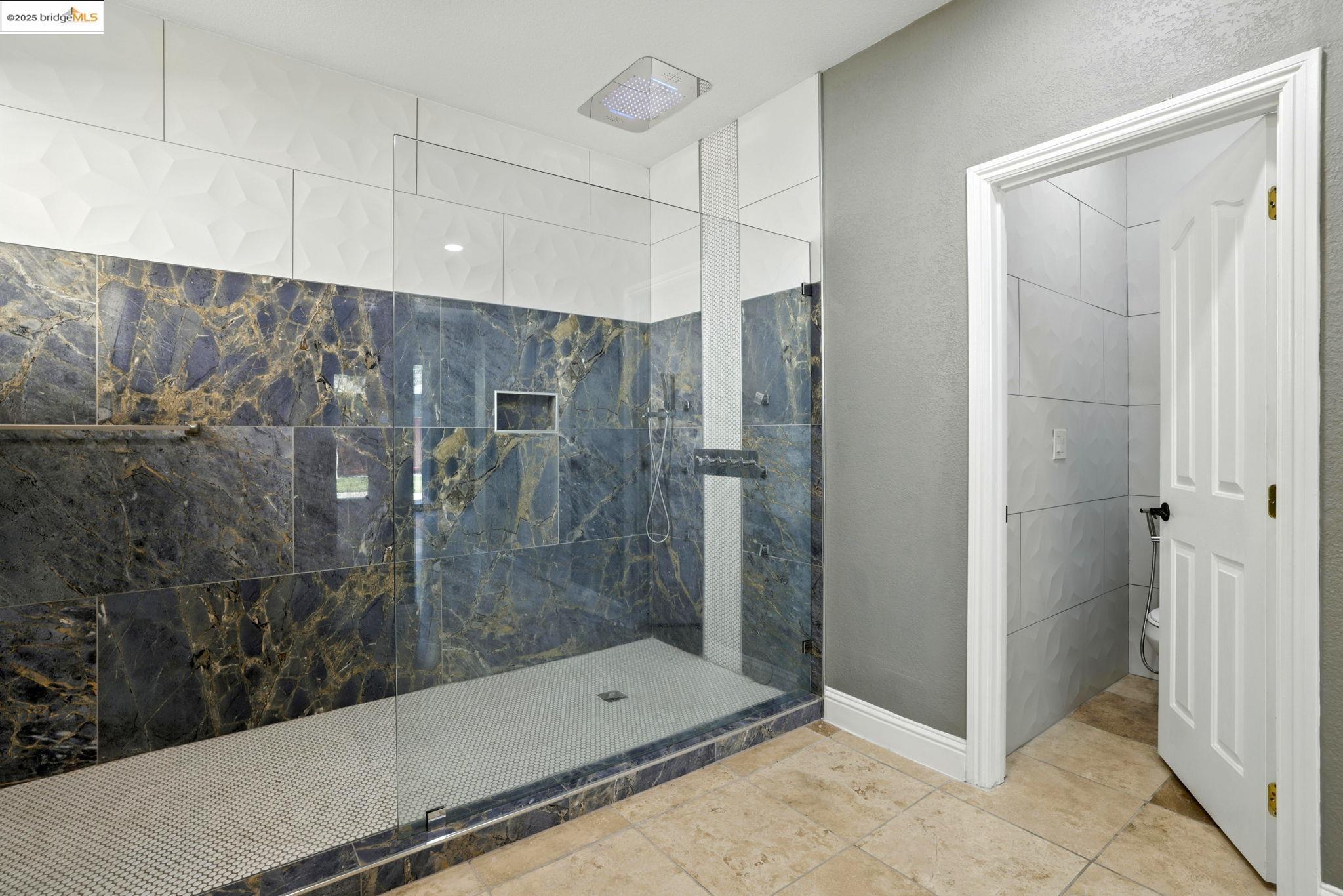 1701 Baines Ave, Sacramento, California 95835, 4 Bedrooms Bedrooms, 10 Rooms Rooms,3 BathroomsBathrooms,Residential,For Sale,1701 Baines Ave,41106855