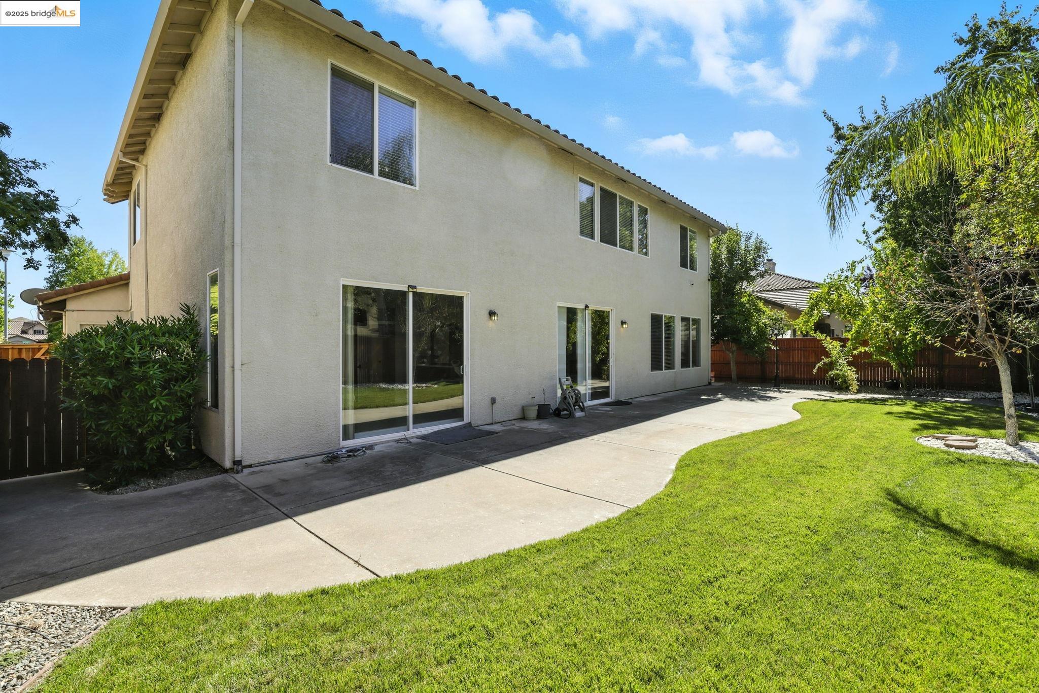 1701 Baines Ave, Sacramento, California 95835, 4 Bedrooms Bedrooms, 10 Rooms Rooms,3 BathroomsBathrooms,Residential,For Sale,1701 Baines Ave,41106855