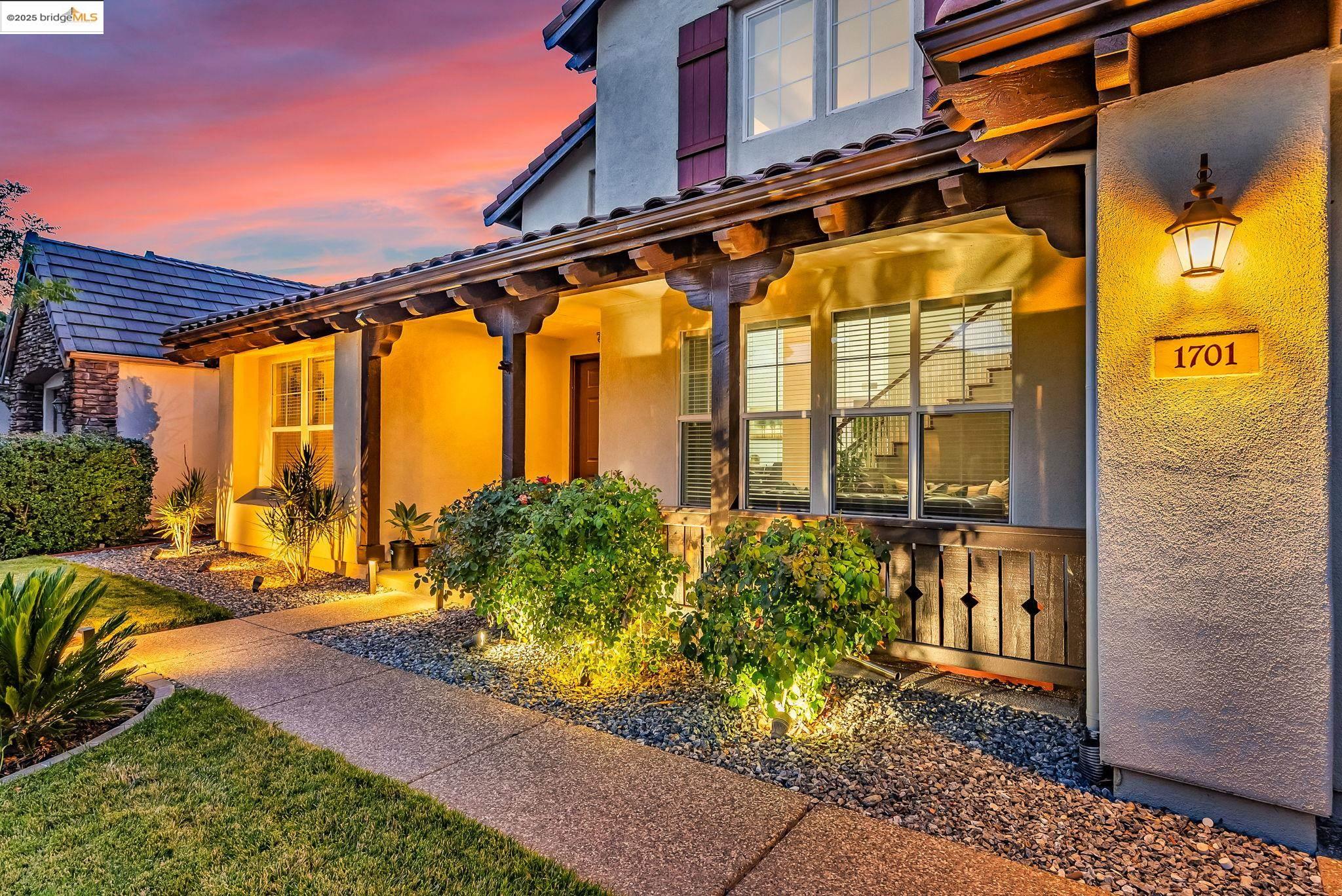 1701 Baines Ave, Sacramento, California 95835, 4 Bedrooms Bedrooms, 10 Rooms Rooms,3 BathroomsBathrooms,Residential,For Sale,1701 Baines Ave,41106855