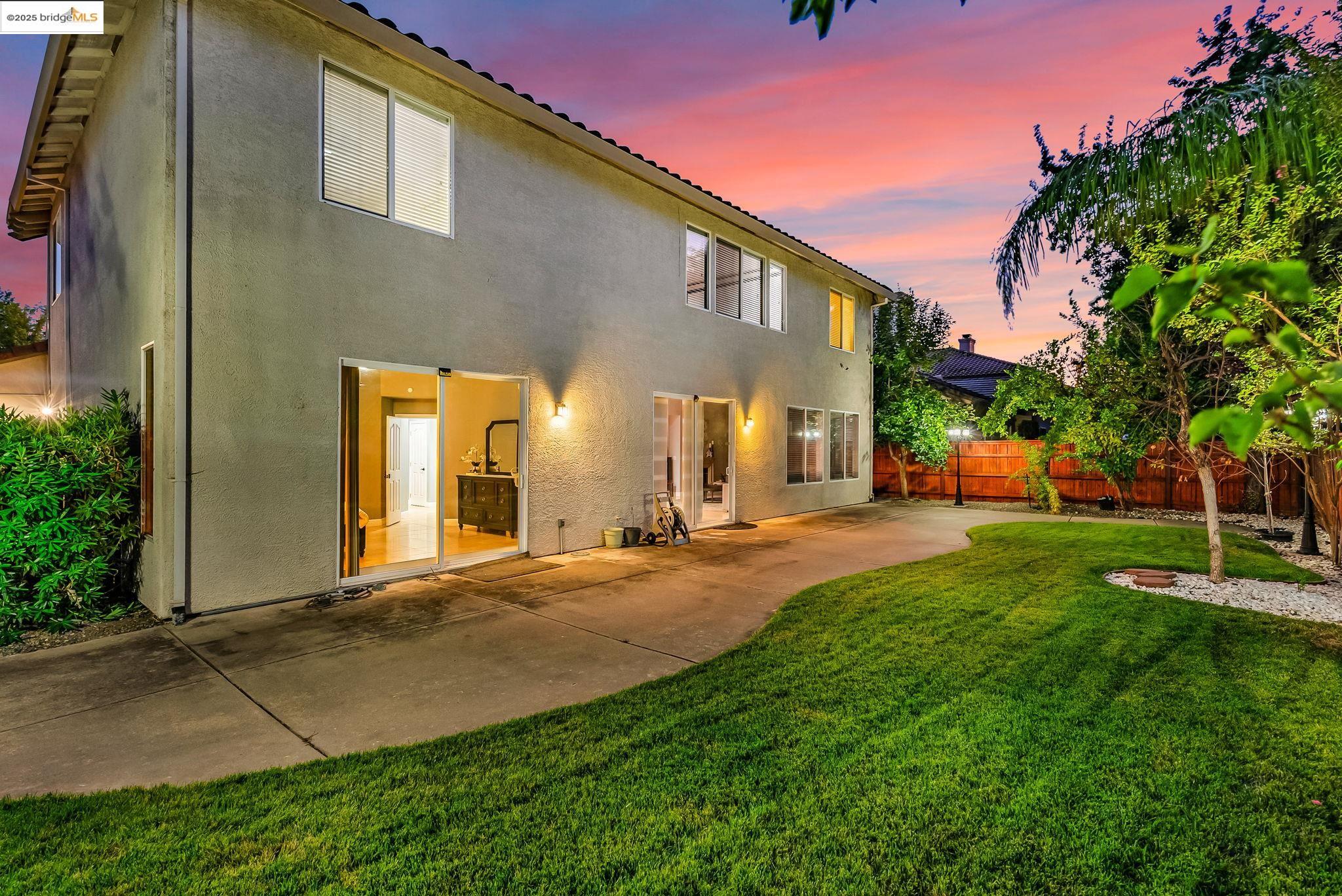 1701 Baines Ave, Sacramento, California 95835, 4 Bedrooms Bedrooms, 10 Rooms Rooms,3 BathroomsBathrooms,Residential,For Sale,1701 Baines Ave,41106855