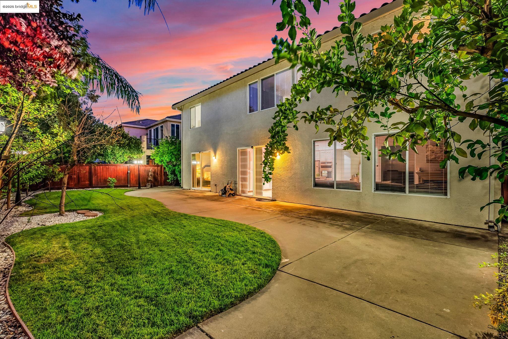 1701 Baines Ave, Sacramento, California 95835, 4 Bedrooms Bedrooms, 10 Rooms Rooms,3 BathroomsBathrooms,Residential,For Sale,1701 Baines Ave,41106855
