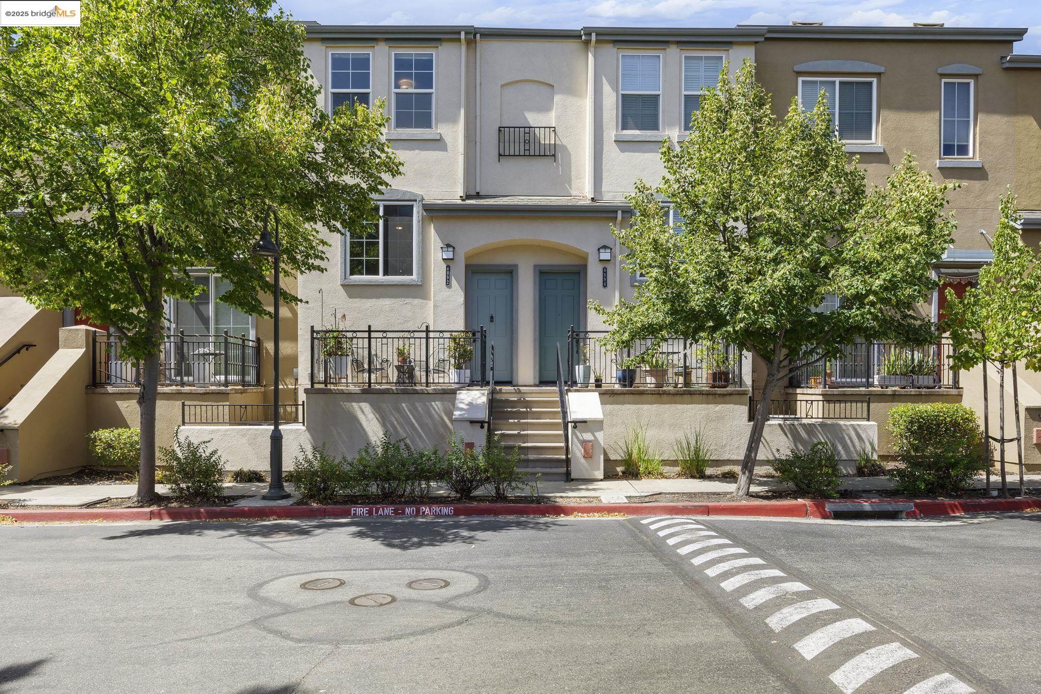 Detail Gallery Image 33 of 50 For 8892 Bellina Commons, Dublin,  CA 94566 - 3 Beds | 2/1 Baths