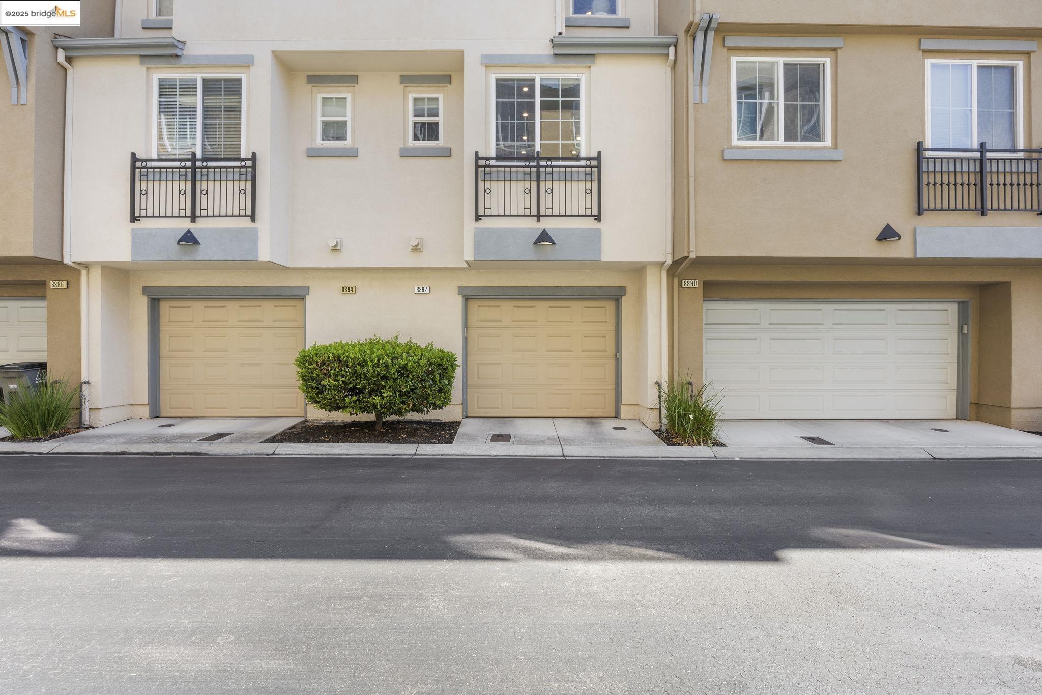 Detail Gallery Image 34 of 50 For 8892 Bellina Commons, Dublin,  CA 94566 - 3 Beds | 2/1 Baths